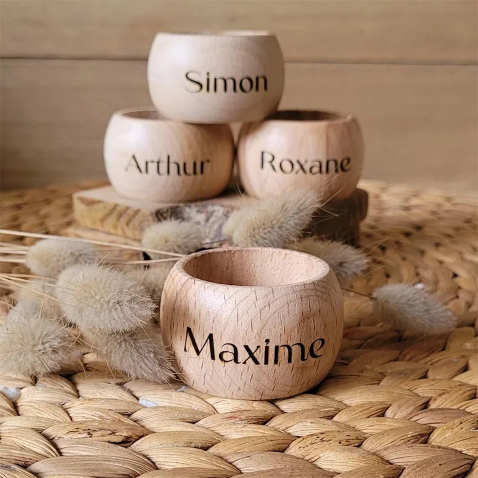 Rond de serviette en bois personnalisé avec prénom et motif gravé