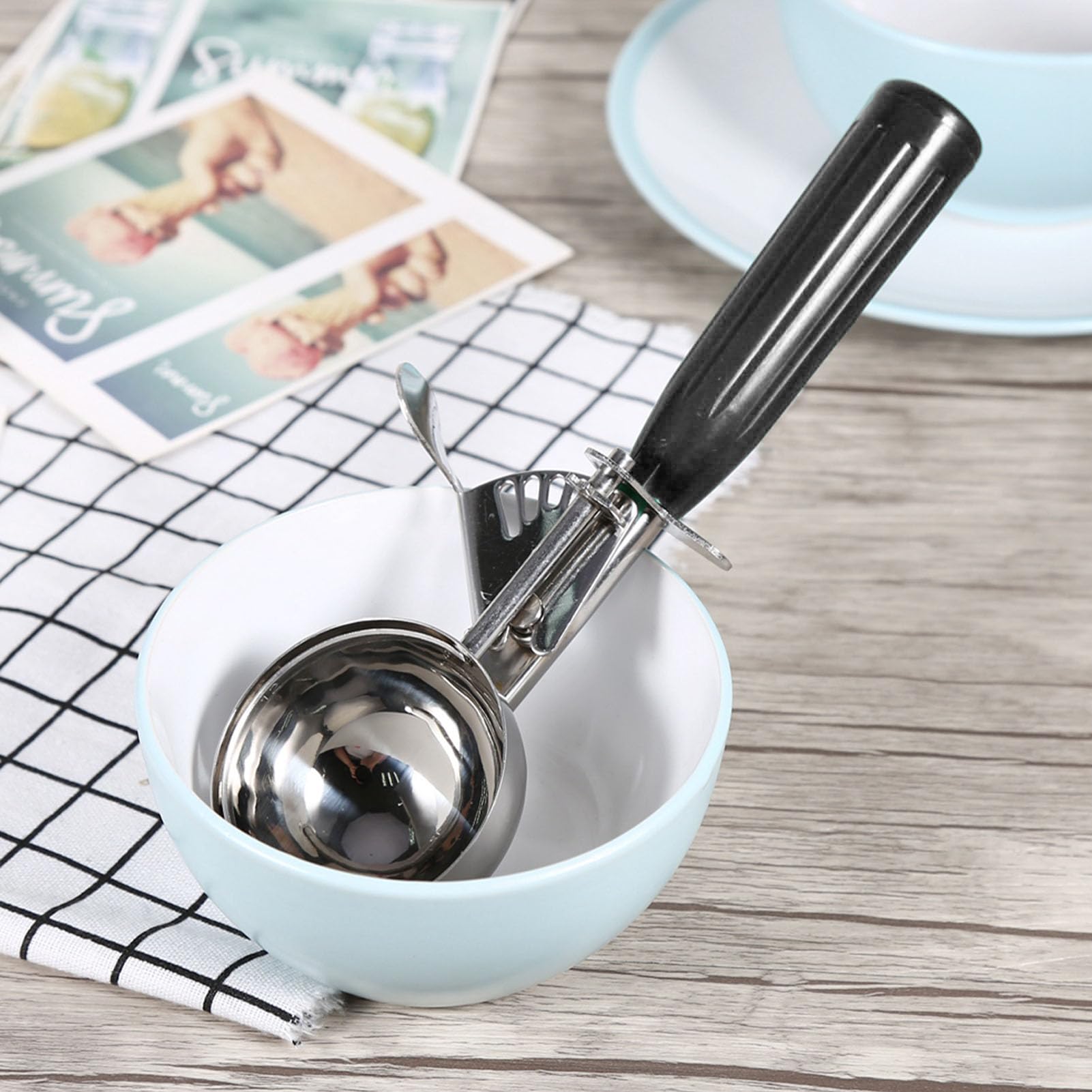 Yctze Cuillère à Crème Glacée en Acier Inoxydable avec Poignée Antidérapante pour la Maison et les Magasins de Desserts, Outil de Cuisine Durable et Pratique, 1 Pièce (4,7 cm)