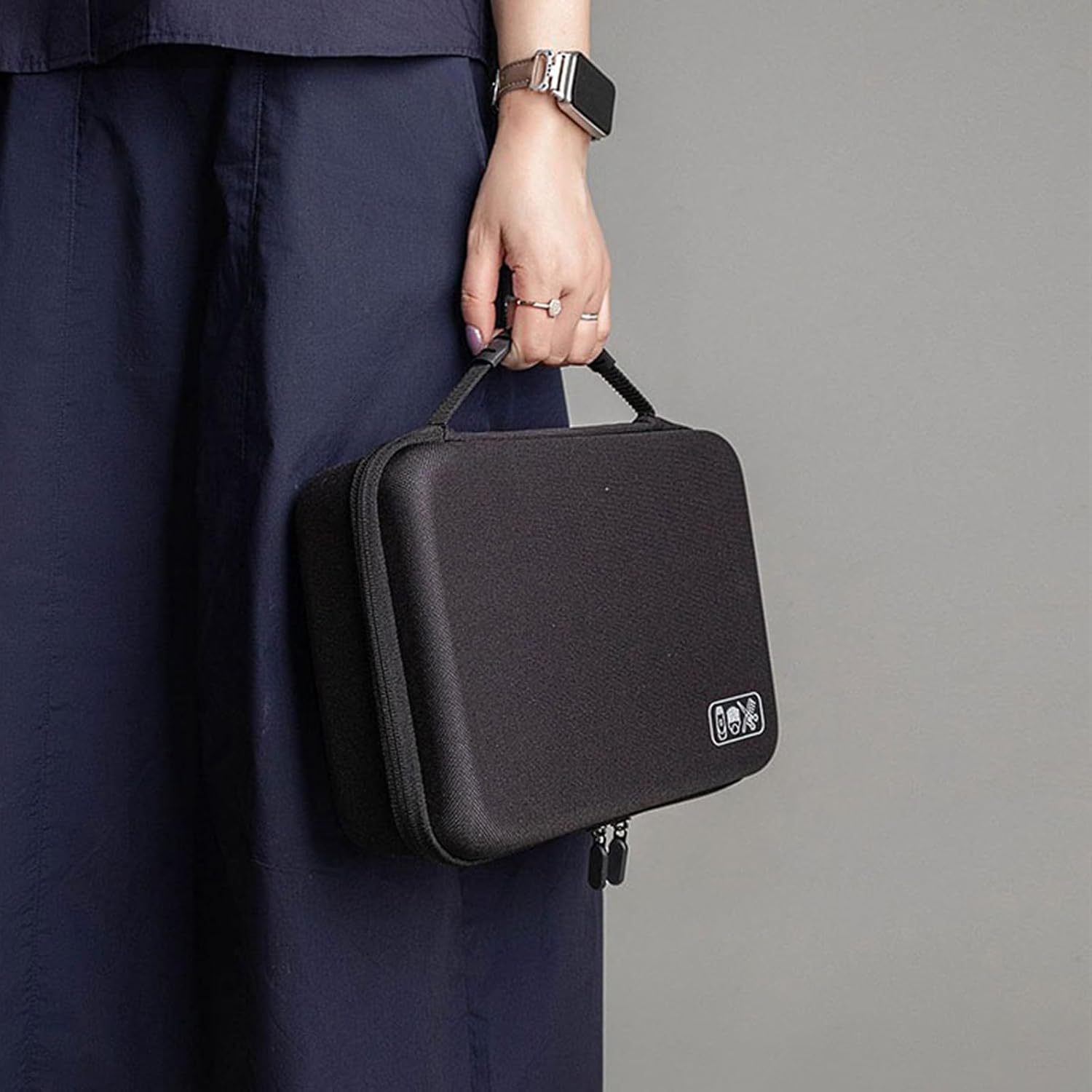 Compact Shockproof Storage Case for Hair Clippers and Tools