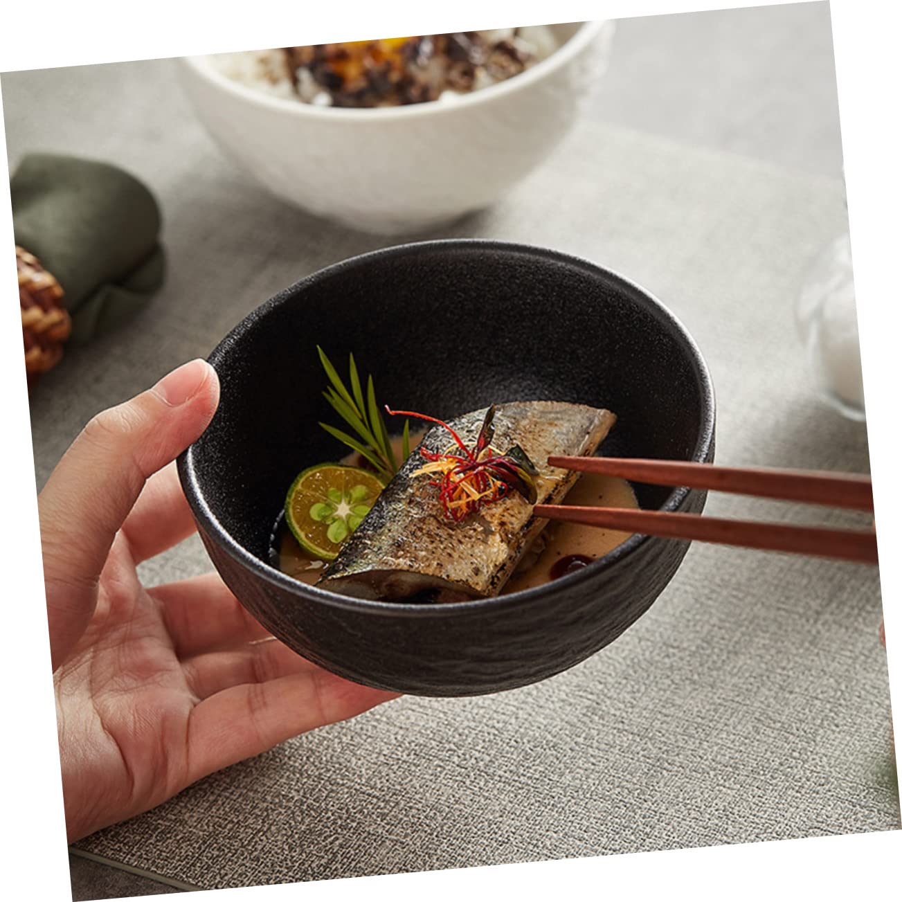 SOLUSTRE Japanese Style Ceramic Rice Bowl Set Large Serving Bowls Lid Rock Pattern for Home Restaurant