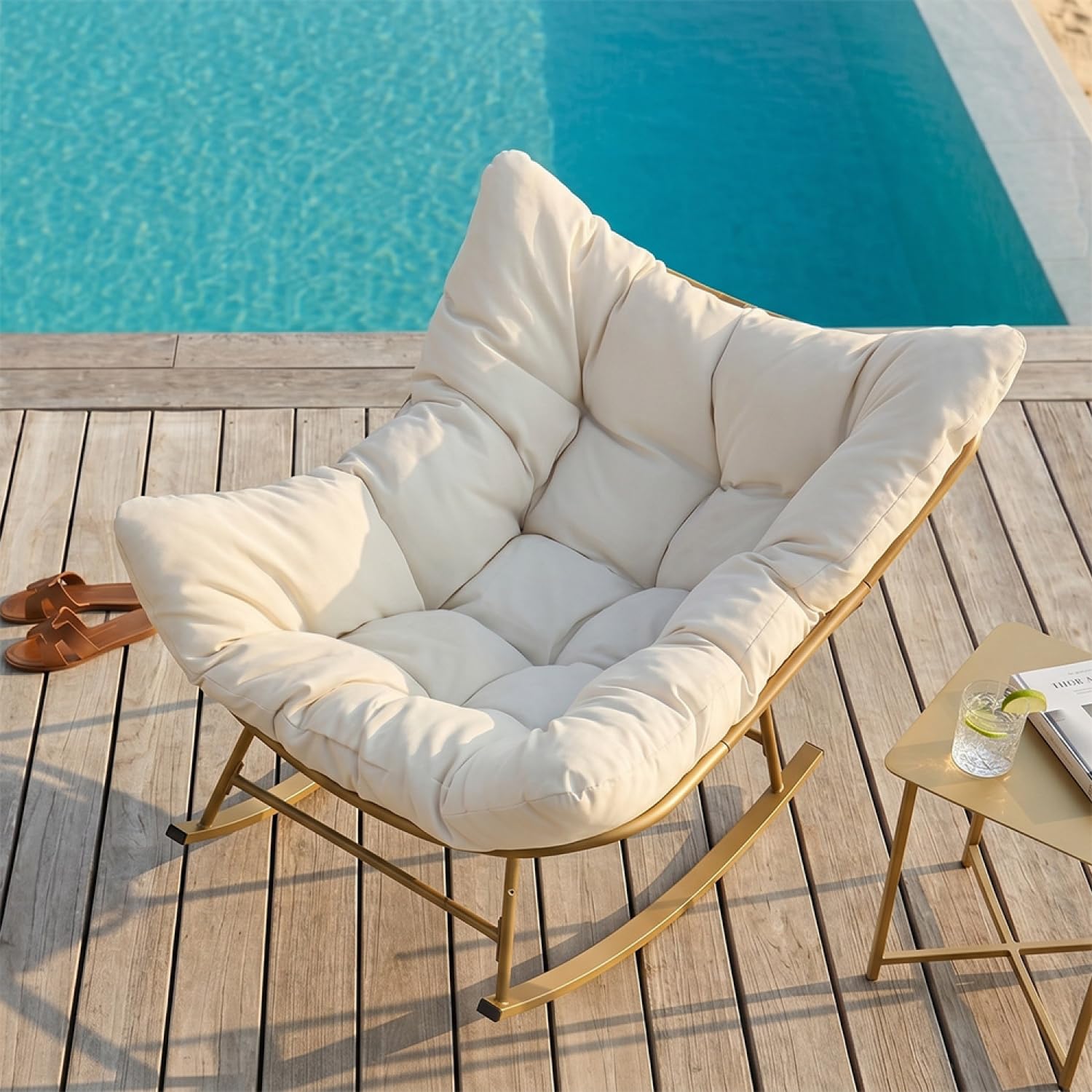 CONCEPT USINE | Fauteuil à Bascule Quito Beige | Intérieur/Extérieur | Confort & Design Contemporain | Assise Confortable & Ergonomique | Relaxation & Bien-être | Qualité & Durabilité
