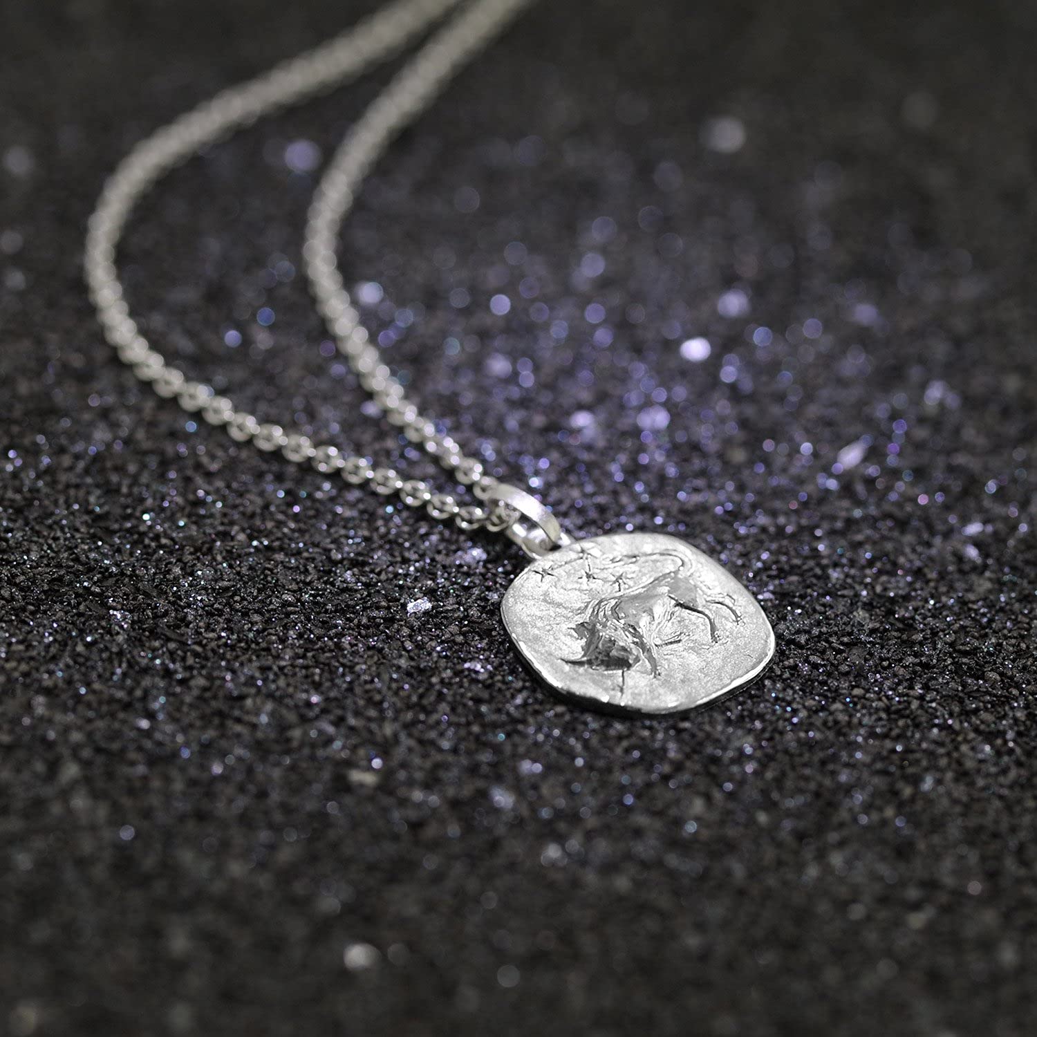 trendor Sternzeichen Stier mit Halskette 925 Silber Ø 16 mm 08441-05 | Tierkreiszeichen Anhänger Sterlingsilber für Damen, Herren oder Kinder,