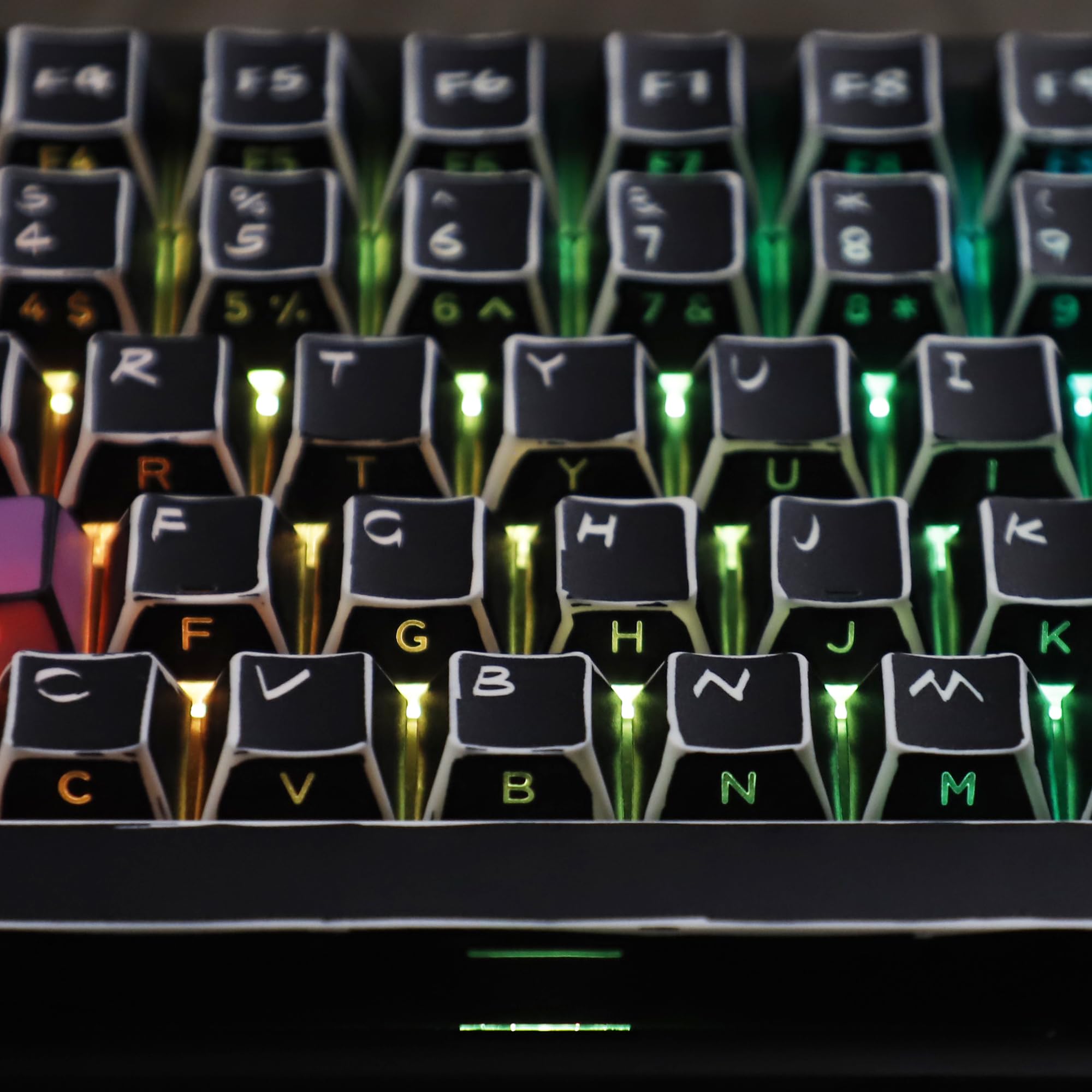 けんやす様追加キープおまとめページお待ち下さいmキープ600円（イヤリング変更） Amazon | YMDK レトロ カラー 手描き マンガ テーマ サイドリット