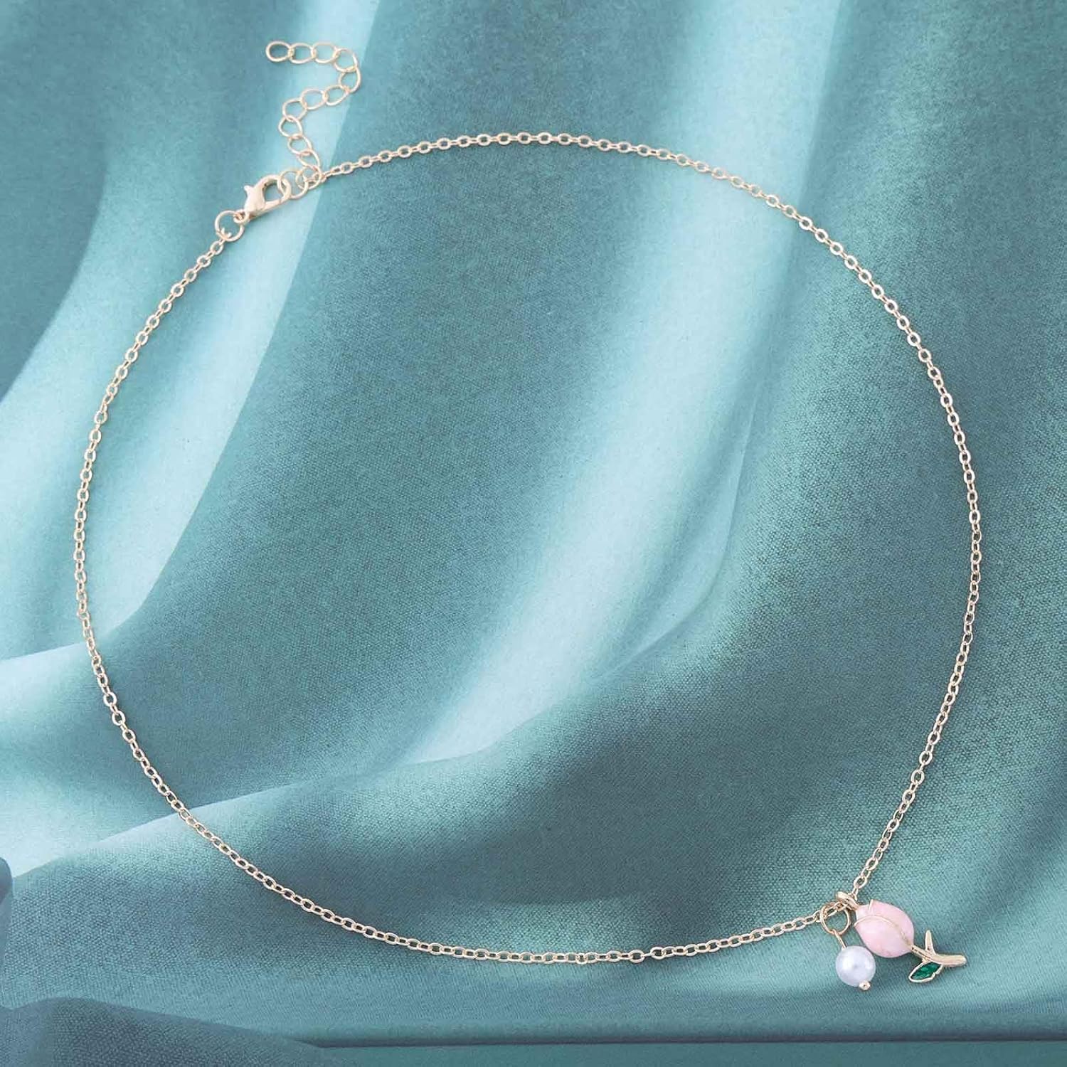 Bohemian Enamel Tulip Choker Necklace Gold Tulip Flower Pendant Necklace Pearl Tulip Flower Collar Necklace Pink Enamel Tulip Chain Necklace Jewelry for Women Gifts - Image 4