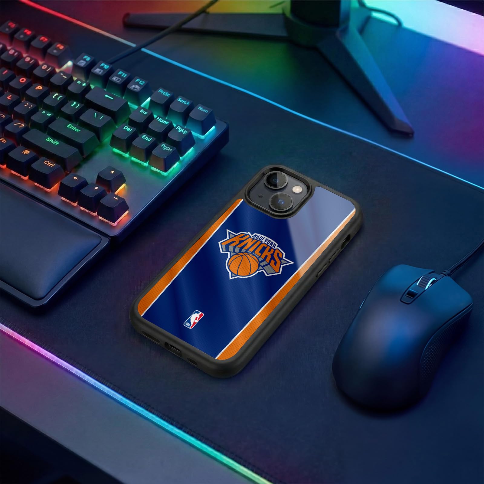 Head Case Designs sous Licence Officielle NBA Bannière Verticale New York Knicks Coque en Gel renforcée [Protection de Qualité Militaire] Compatible avec Apple iPhone 15