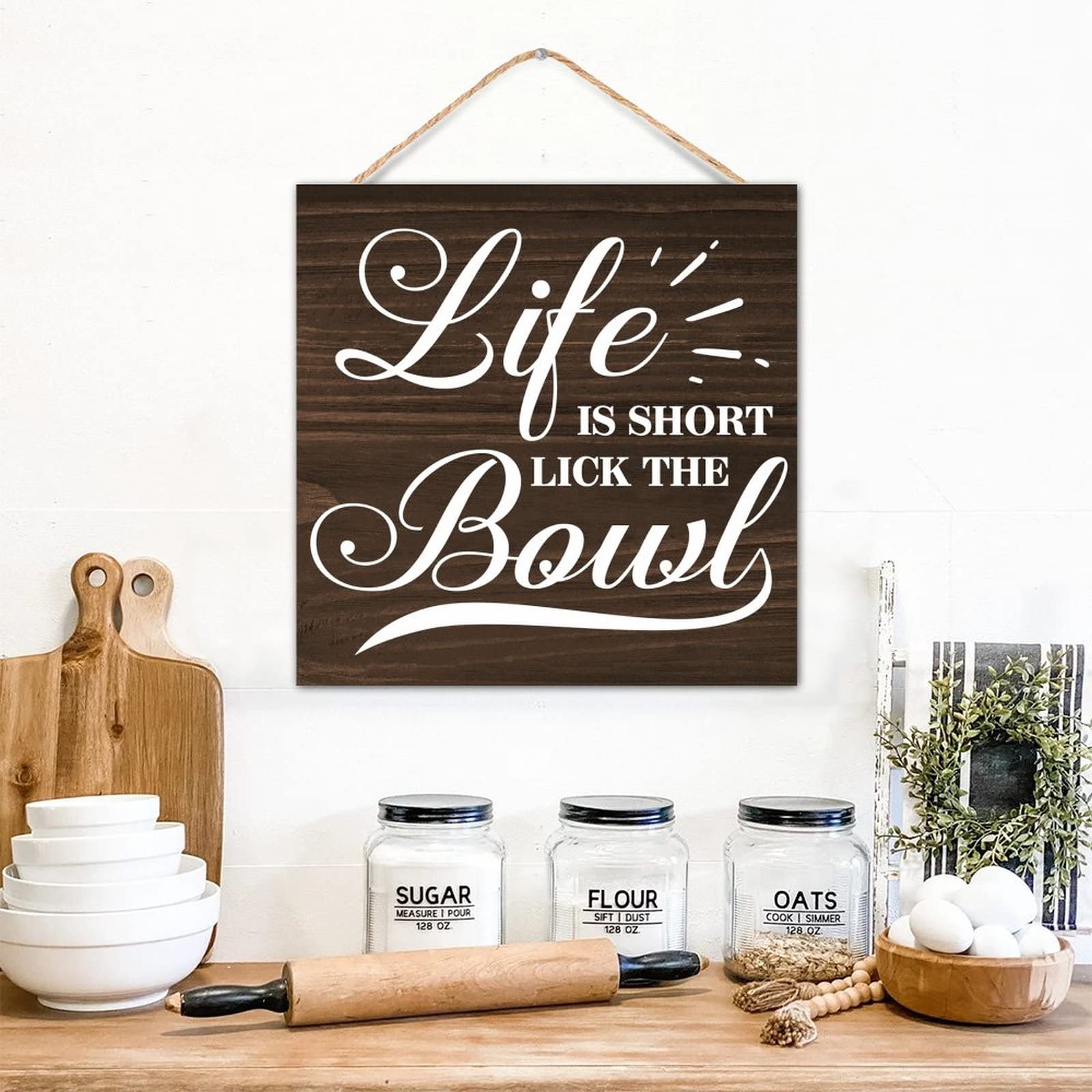 Plaque verticale en bois vieilli Life Is Short Lick The Bowl déco murale rétro salon 30 cm