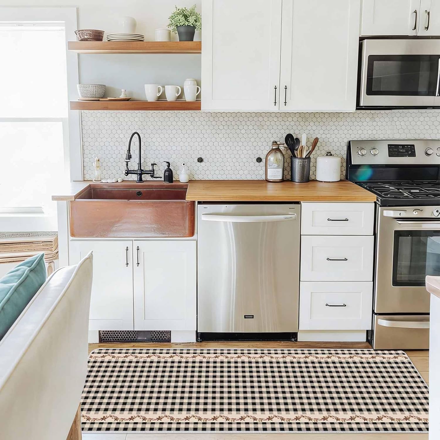 Black Buffalo Plaid Rustic Berry Kitchen Rug and Mat,Washable Floor Mats Standing Cushioned Set of 2,Vintage Western Star Slip-Proof Doormat Runner Rugs for Indoor Bathroom Laundry Sink