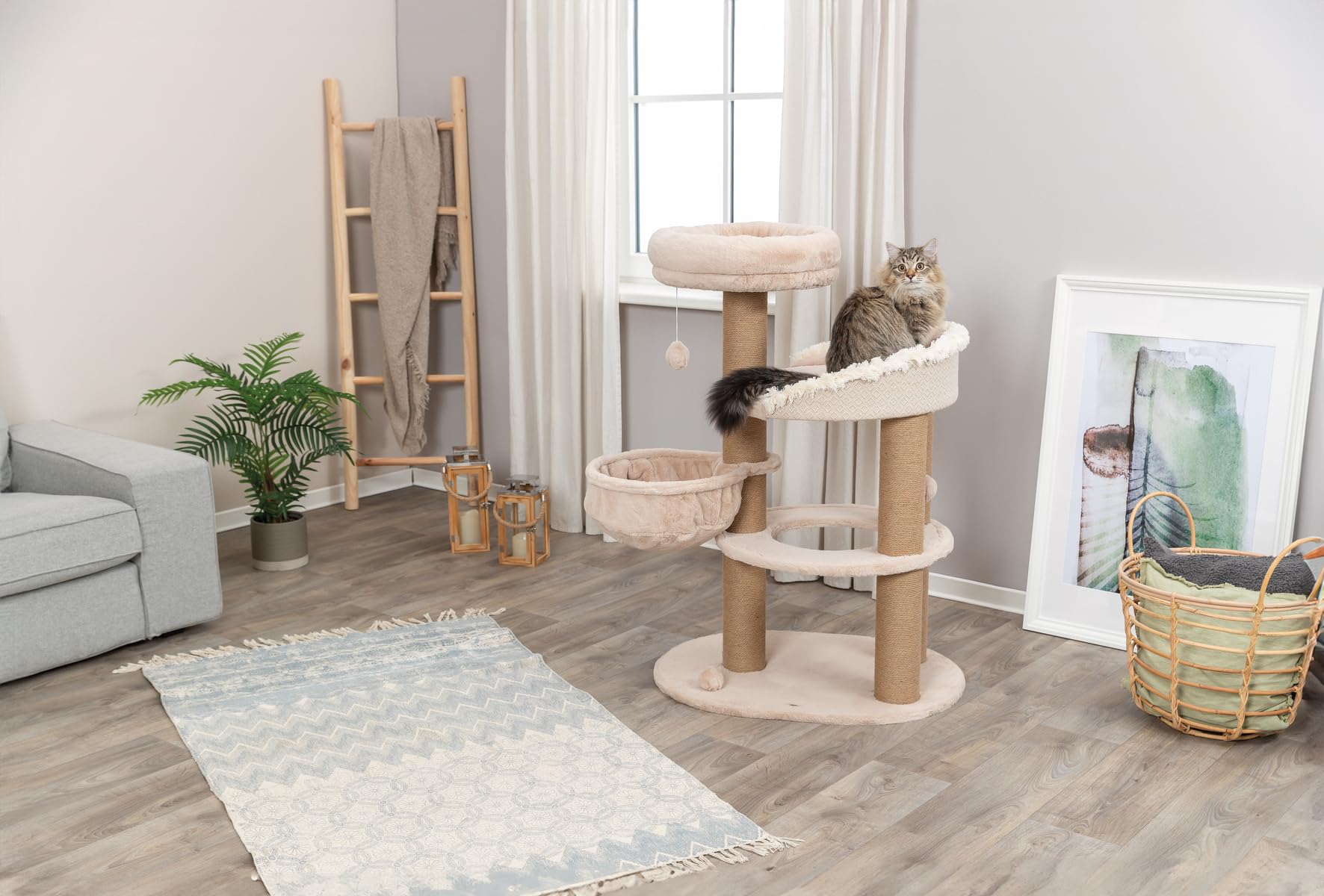 TRIXIE Drzewko do drapania Boho Filippo 114 cm w kolorze beżowym – wielopoziomowe drzewko dla kota z wieloma możliwościami do drapania i zabawy, jak również odosobnieniami – przytulne i stabilne –