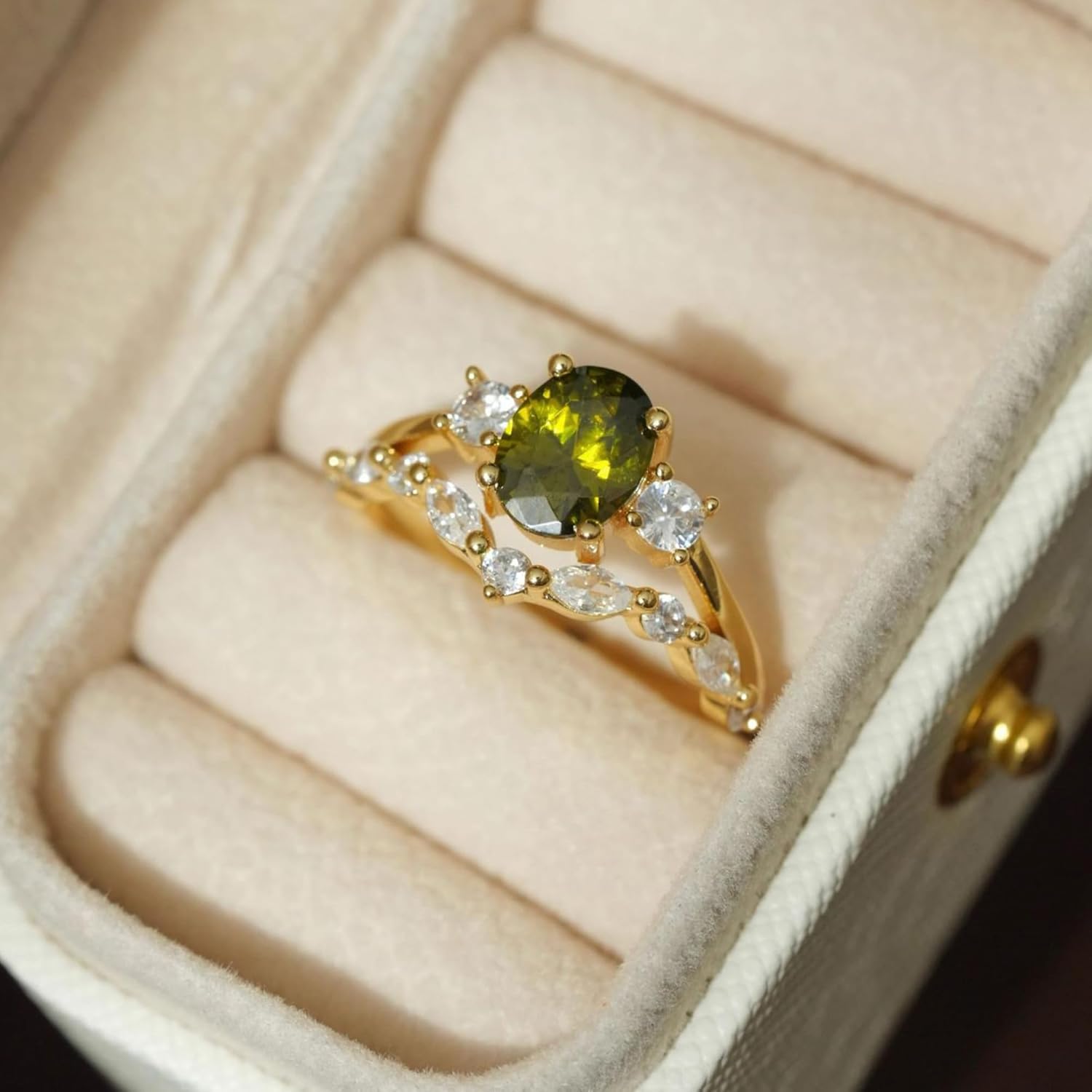 3CT Amethyst/Emerald Green Ring for Women 925 Sterling Silver 14K Gold Plated Dainty CZ Inlaid Oval Shaped Birthstone Promise Ring to Daughter Engagement Eternal Wedding Mother’s Day Jewelry Gifts