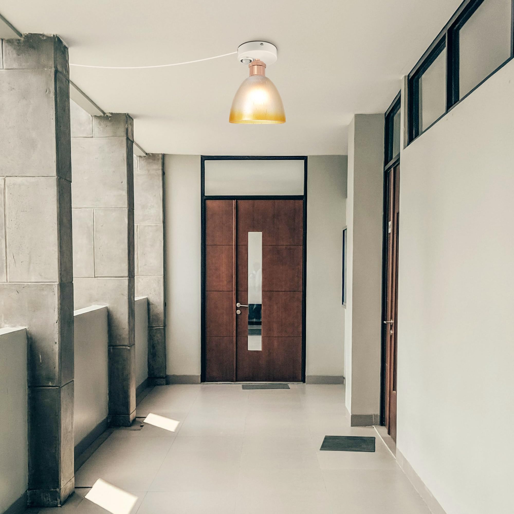 Plafoniera con sensore di movimento interno, moderna lampada da soffitto in vetro, sensore di movimento radar con cavo da 4,5 m e portalampada E27, per corridoio, bagno, scale, garage, rosso