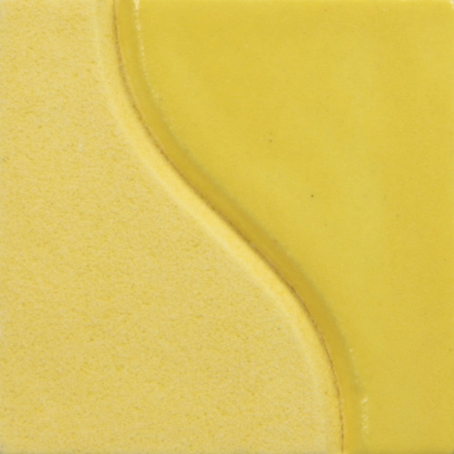 Sax True Flow Underglaze, Bright Yellow, 1 Pint
