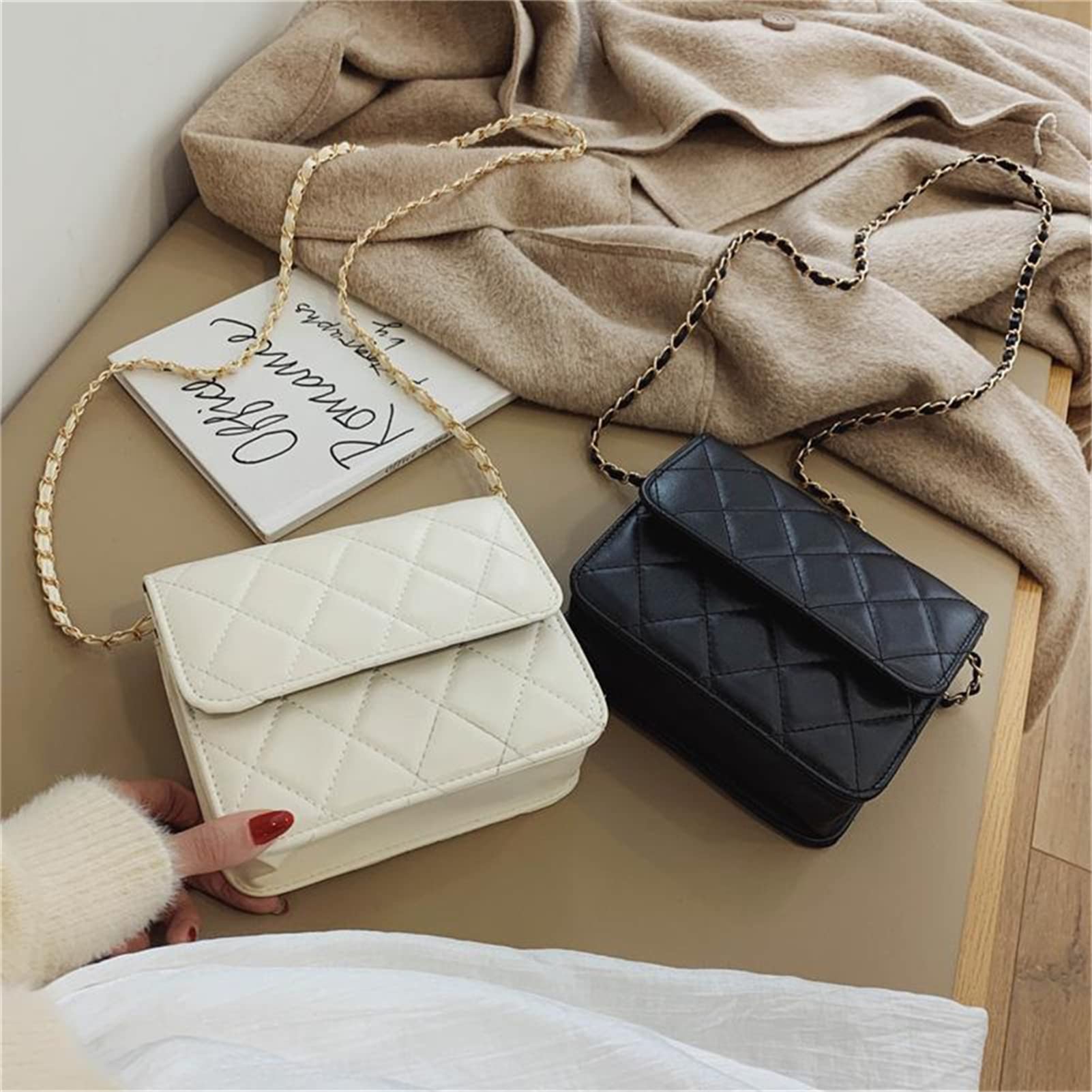 Lingge Kettentasche Kleine Tasche Damen Vielseitig Ins Single Shoulder Messenger Pendlertasche Schwarz Gesteppte Geldbörse Gitter Clutch Kleine Umhängetasche mit Kettenriemen Ledergeschenke