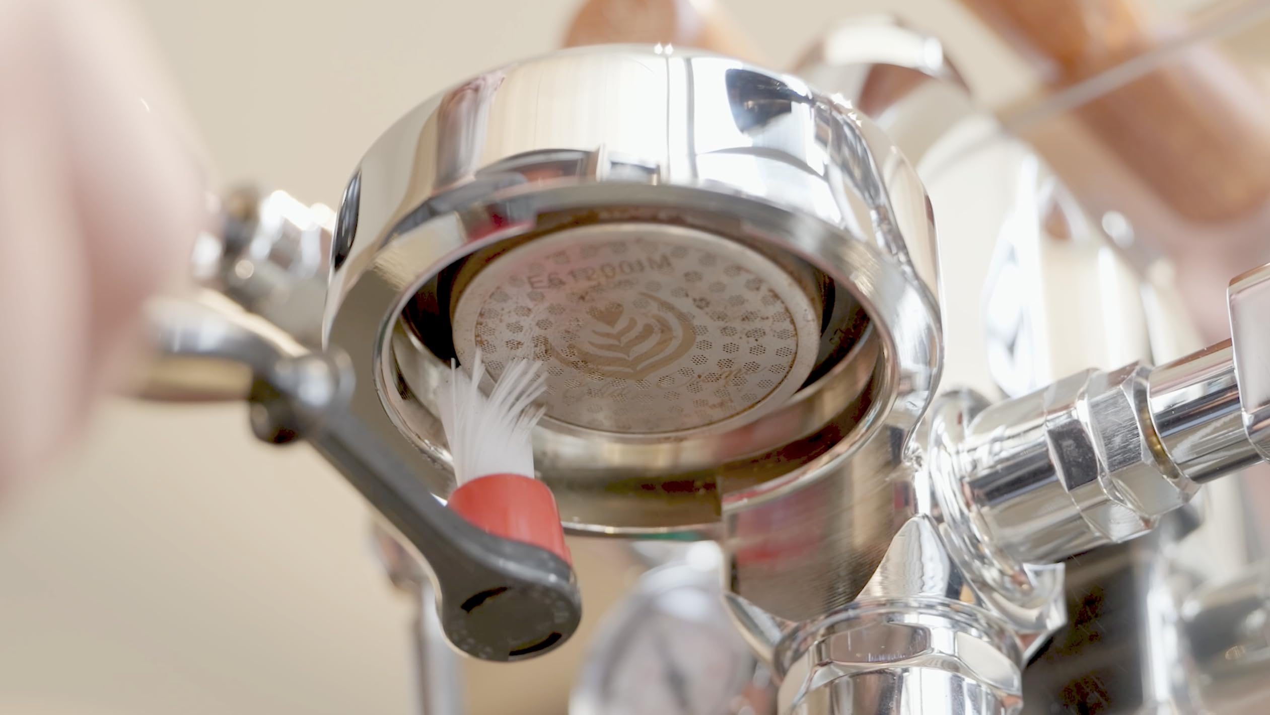 CLEANO Espresso Machine Cleaner, Removes Grease & Deposits, For Portafilter Machines & Barista Accessories, 900g, Made IN ITALY Perfetto per Rocket, Rancilio, Cimbali, Spaziale, Sage, Delonghi