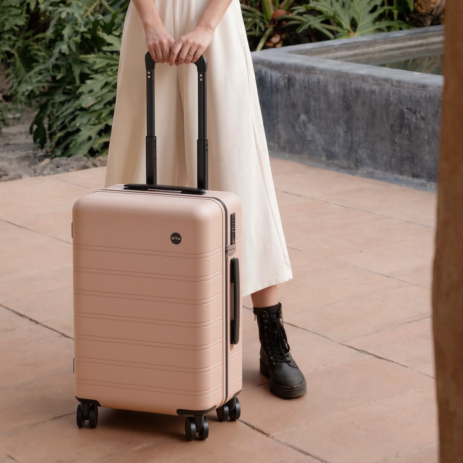 Lightweight PC Hard Shell Suitcase, 20-inch International Carry On Luggage Airline Approved with TSA Lock, 360 Silent Spinner Wheels- Ideal for Travel Suitcase (Pink, Carry-on 20-Inch)