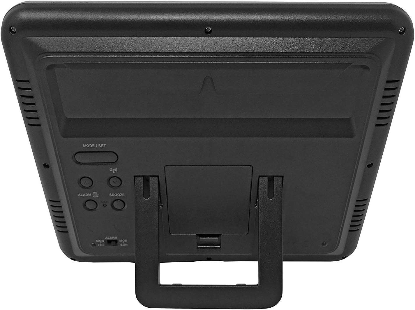 Tilbage view of Youshiko YC8061-B clock showing battery compartment and control buttons