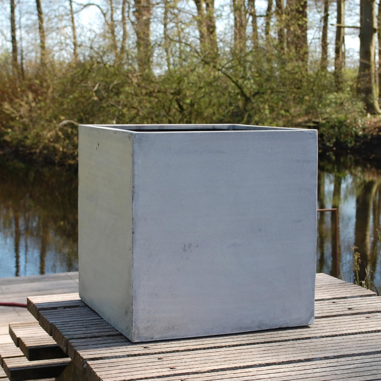 VIVANNO Pflanzkübel Fiberglas Block Frostsicher - 50x50x50 cm - Beton-Design Grau - Blumenkübel Quadratisch für Draußen und Drinnen