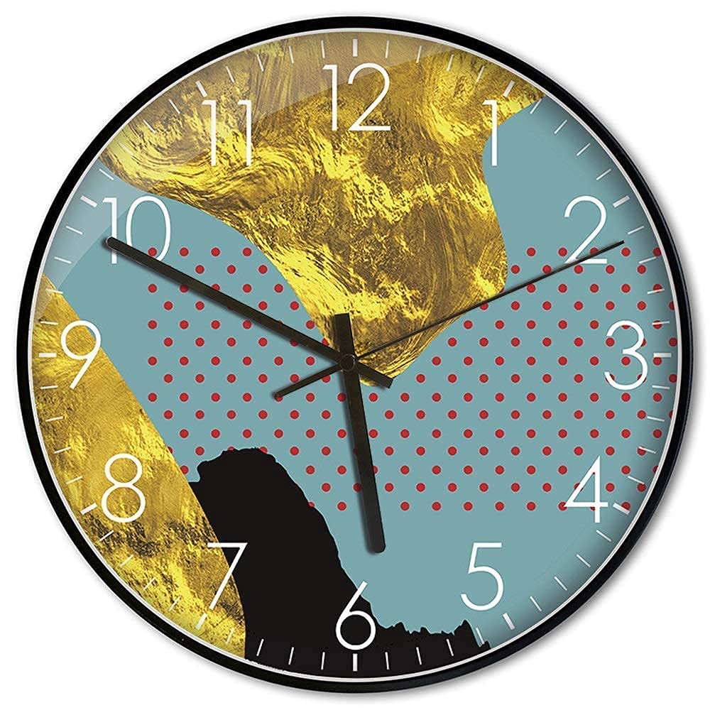 Horloge murale pour sublimer un mur blanc avec du métal noir abstrait