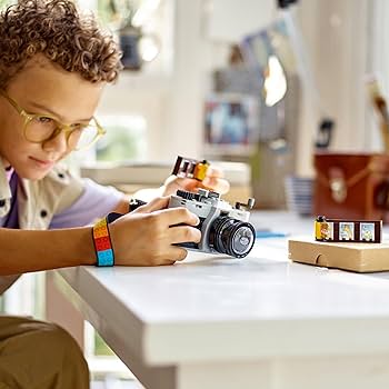 Amazon.co.jp: LEGO 31147 Creative Retro Camera Toy Present