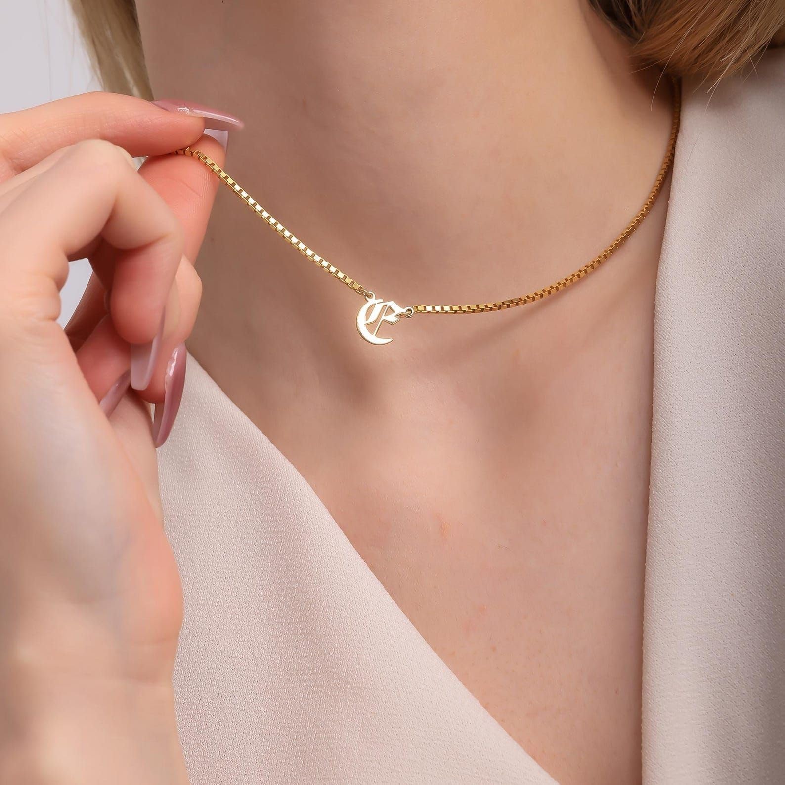 Stile gotico antico collana con iniziale, personalizzato gotico catena Figaro argento ciondolo gioiello