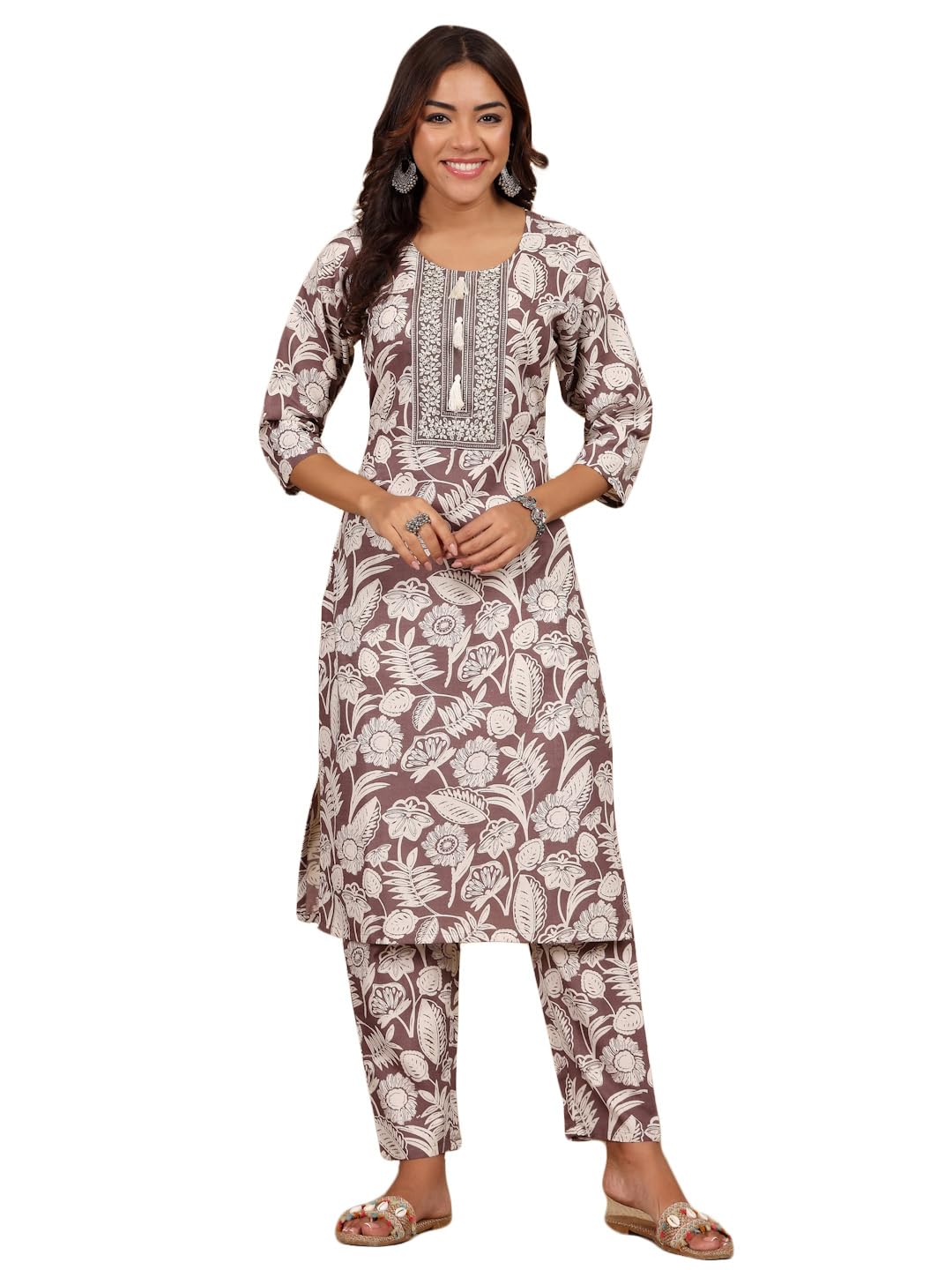Varanga Women Thread Embroidered Yoke Floral Printed Kurta With Trouser