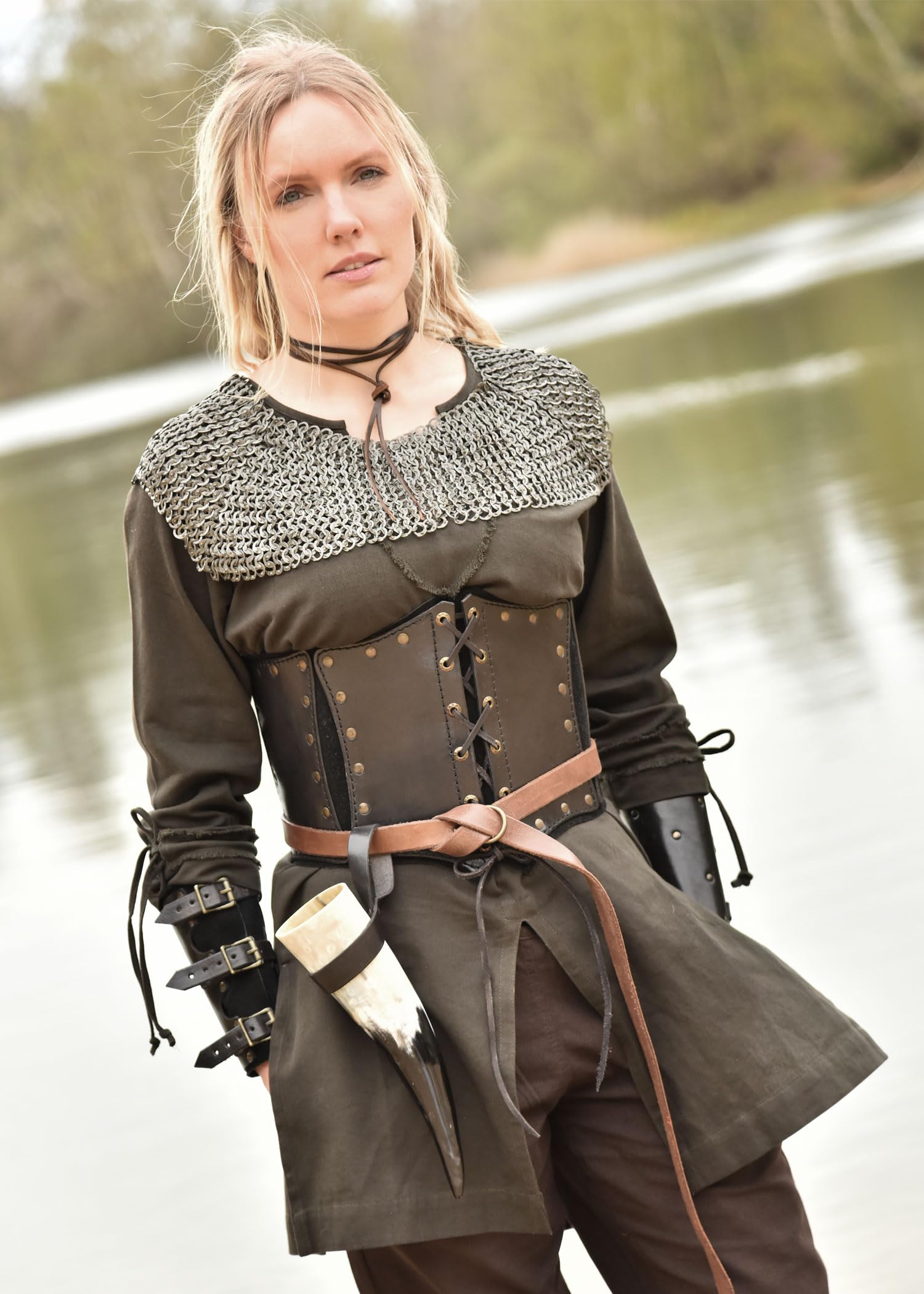 Ulfberth | Corpetto sottoseno in pelle da donna | Corpetto in pelle rivestita in pelle scamosciata | Medioevo, LARP, vichingo, pirata