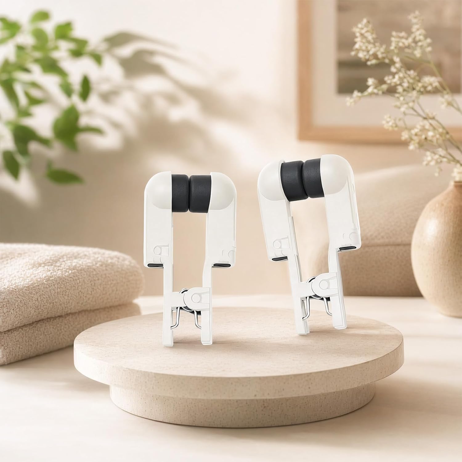 2 Pair Ear Clip Electrode,Black Rubber Reusable Clip Compatible with TENS 7000 & Standard Units,Meridian Point Stimulation Accessory (White)