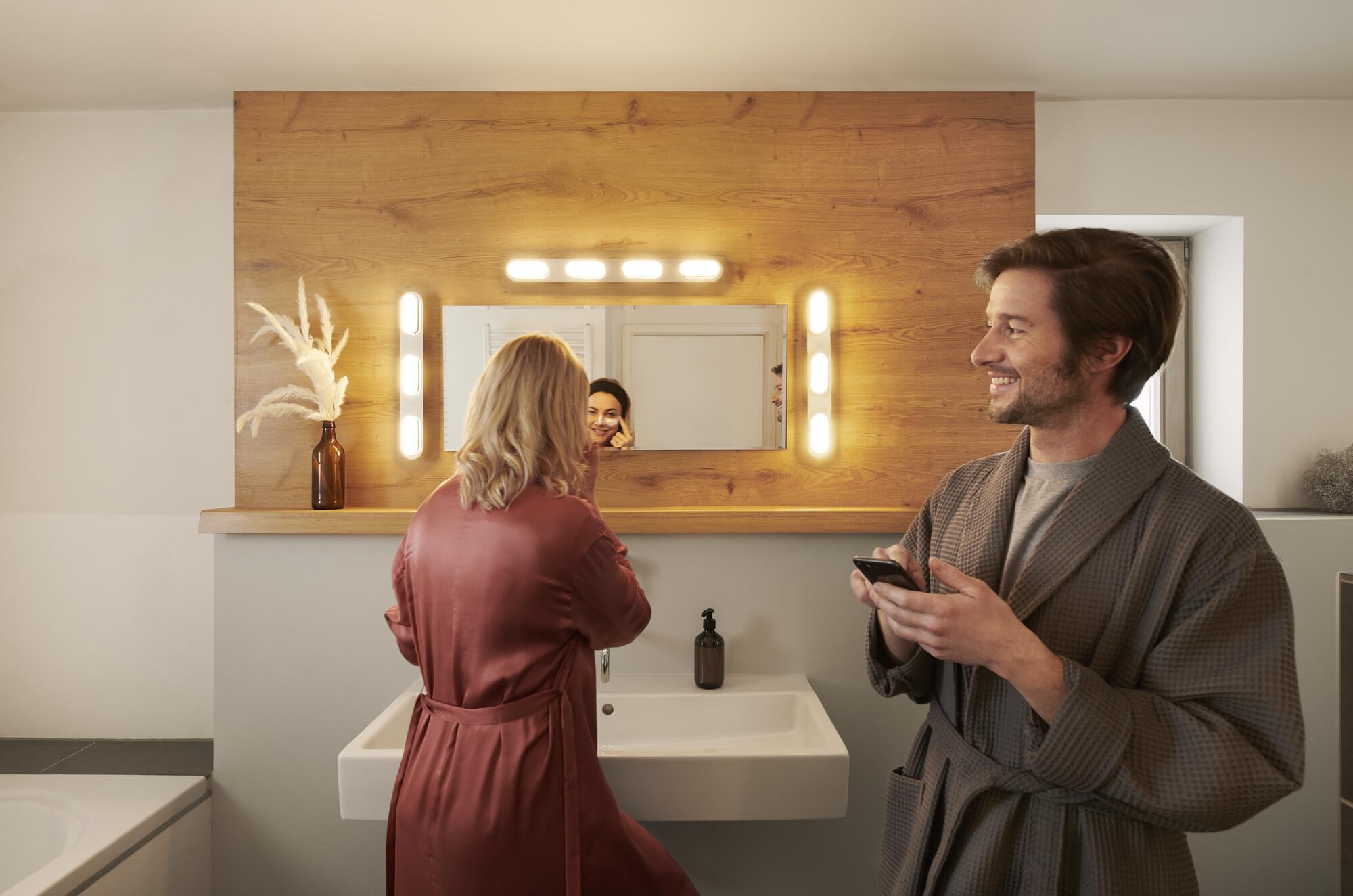 LEDVANCE Smart LED Badezimmerlampe chrome, 27W, 2800LM, 3000-6500K, 58cm, IP44, Orbis Duplo Wandleuchte, Badezimmerleuchte mit Wifi Technologie, dimmbar, steuerbar über App und Sprachassistenten