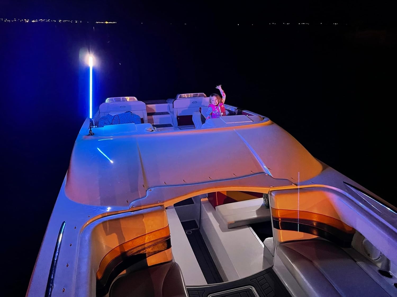 Boat Whipz USA Made Marine Navigation Bluetooth LED Whip Light/Stern Pole - 2NM Coast Guard Compliant, the BRIGHTEST Boatwhip Available – 200+ Patterns/Speeds - Boat Anchor Lights (4 Foot)