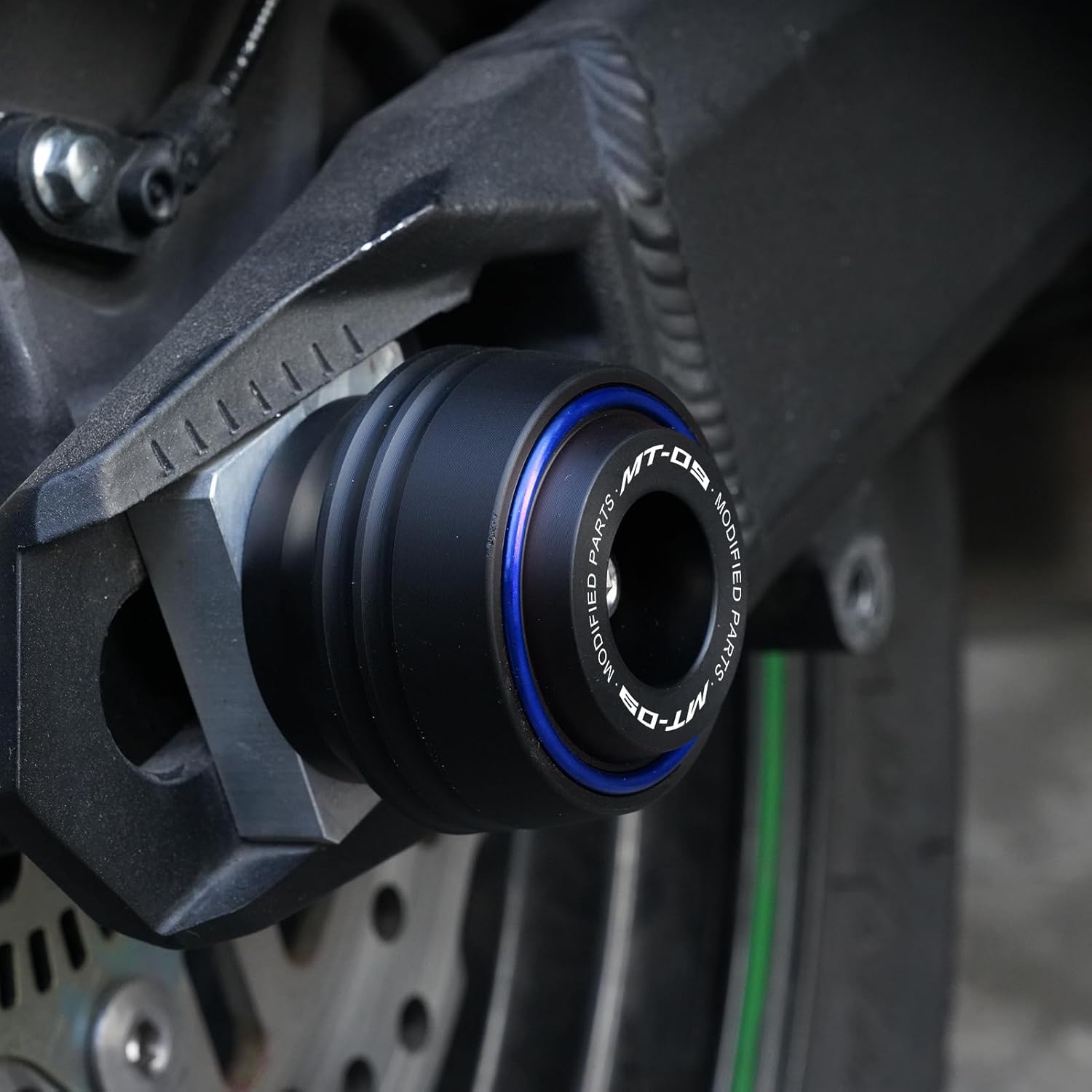 Compatible with MT09 MT-09 MT09 SP MT 09 SP 2021 2024 2025 2026 Motorcycle Front & Rear Wheel Fork Axle Sliders Crash Protectors Accessories (Blue)