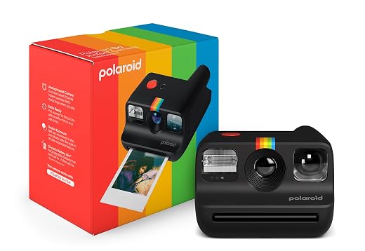 Polaroid Go Generation 2 for Creative Street Snaps