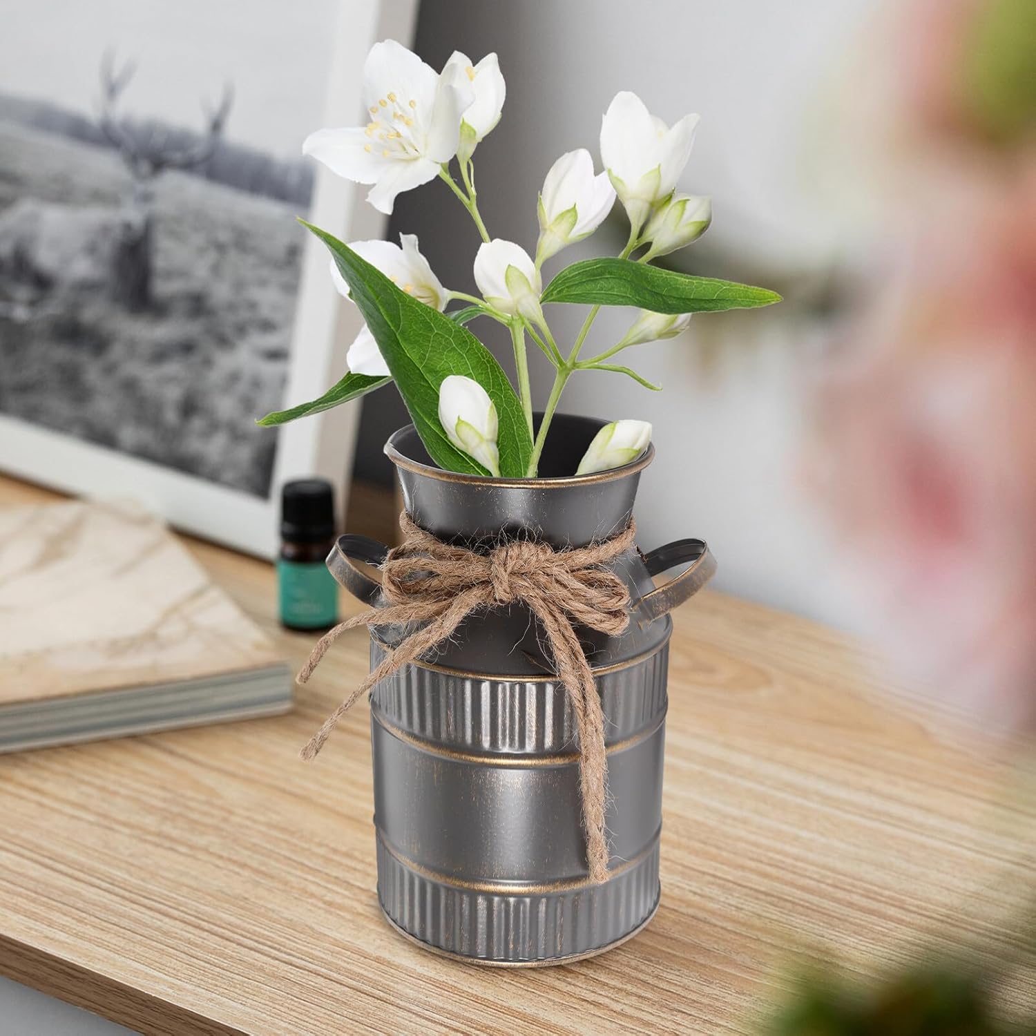 Alipis Vintage Milk Jug Vase 5.7 Inch Iron Flower Bucket with Handle Rustic Farmhouse Flower Vase for Home D Cor Centerpiece and Shabby Chic Decoration - Image 6