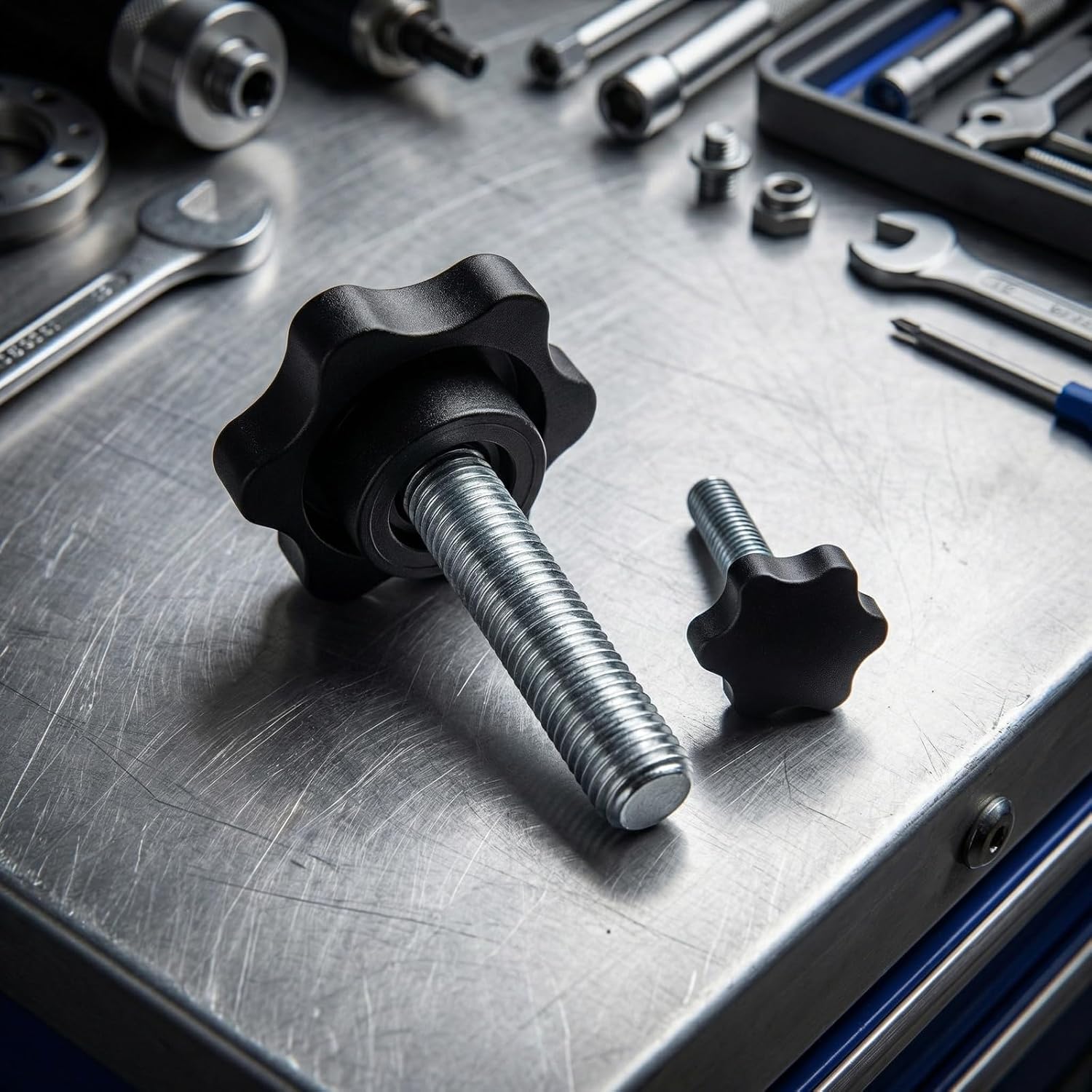 Set of 12 Knurled & Wing Screws M6 x 40 mm M8 x 40 mm, Thumb Screw M8, Star Handle Screws Made of Galvanised Steel with Handle, Rust Resistant, Ideal for Furniture, Machines and Device Adjustments