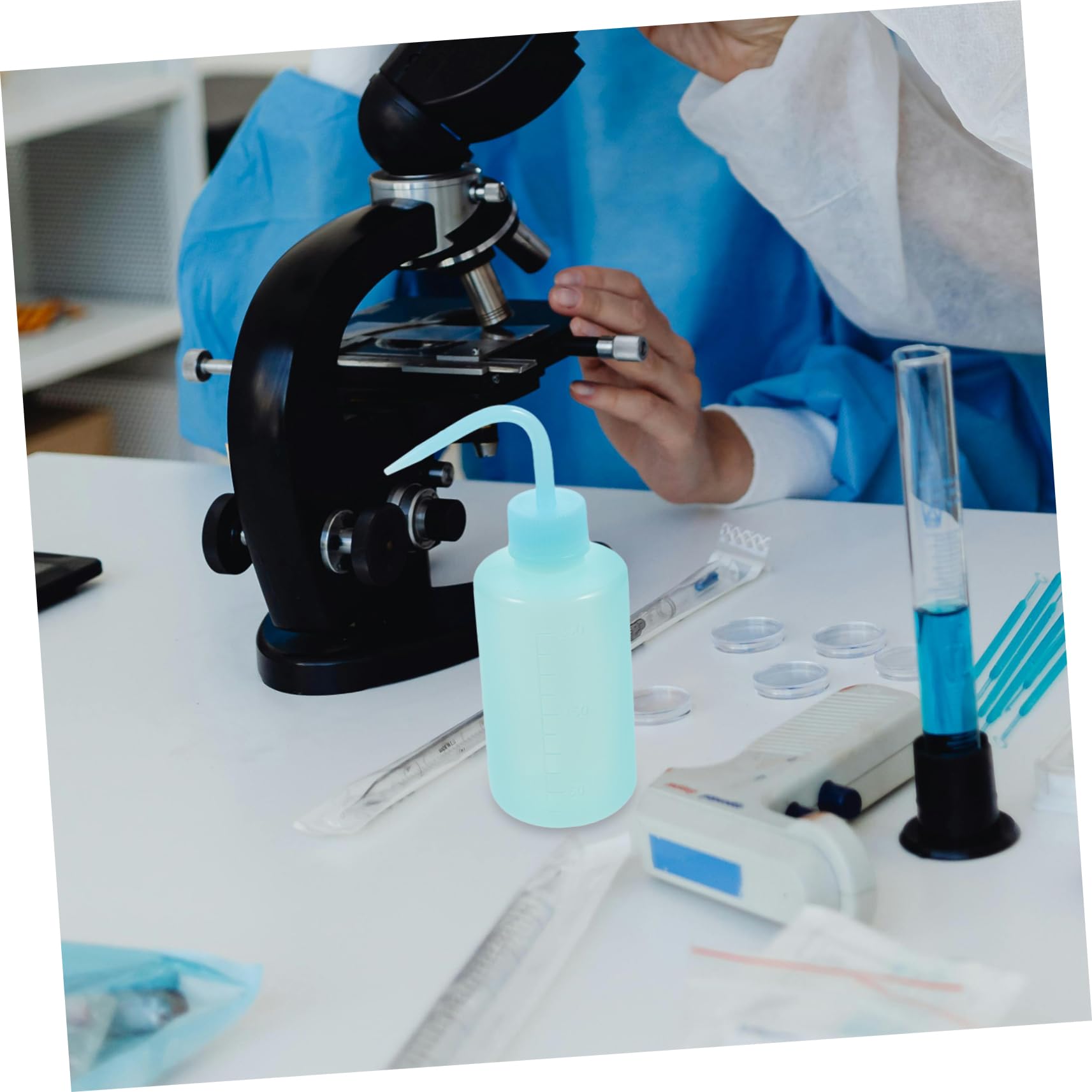 FUNOMOCYA 4pcs Scale Wash Bottle 250ml Laboratory Graduated Washing Bottle for