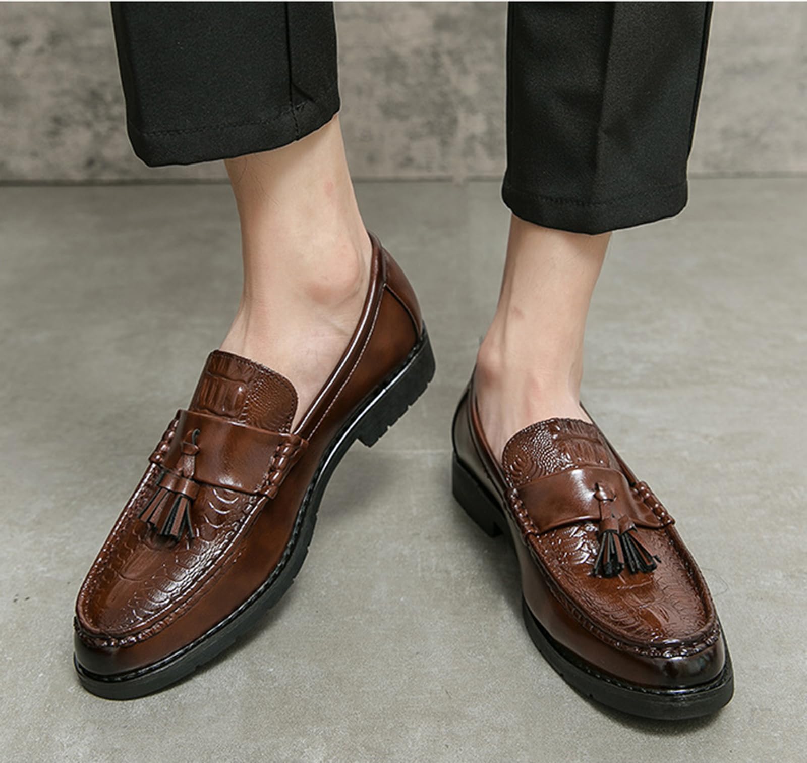Uomo Bello Mocassini con Nappe Wingtip Brogue Slip-on Formali Scarpe da Sera