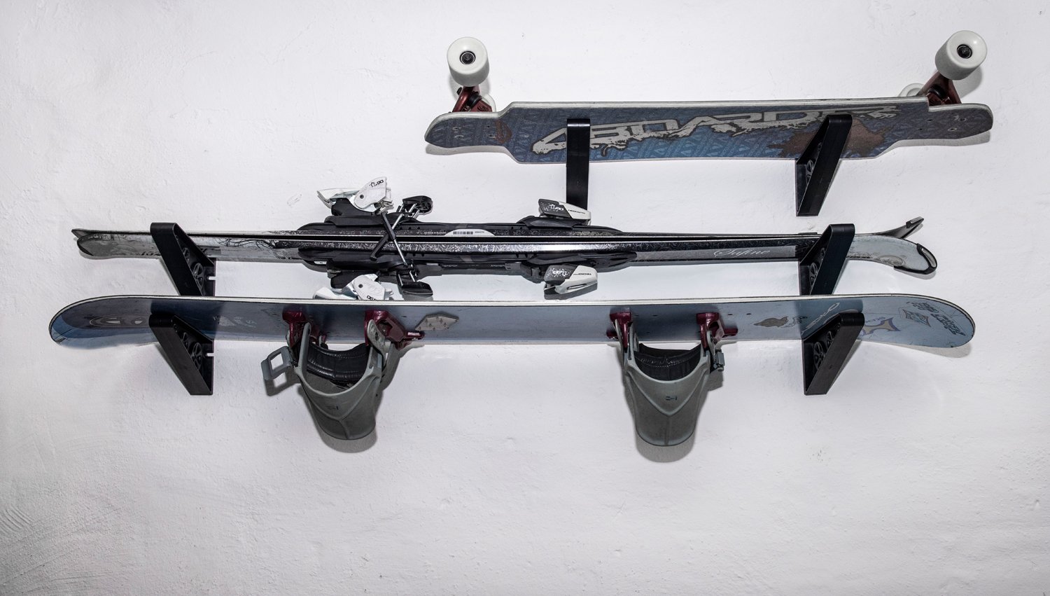 SKIBLE 4boarder® Soporte de Pared para Esquí | Longboard | Patineta Snowboard | Pennyboard | Hoverboard | Wakeboard | E-Electro-Longboard | Las Herramientas de jardinería