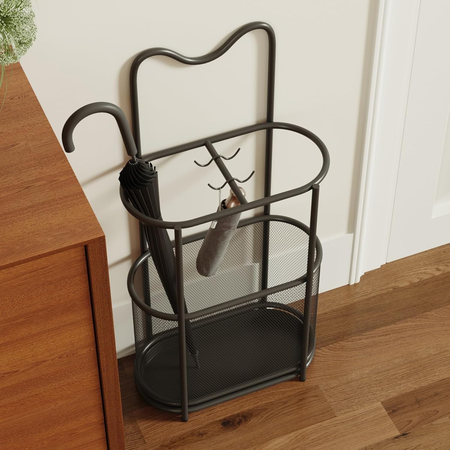 Large Capacity Metal with Drip Tray, Stylish Gold Indoor Umbrella Holder for Office and Home, Partitioned Storage Nizer