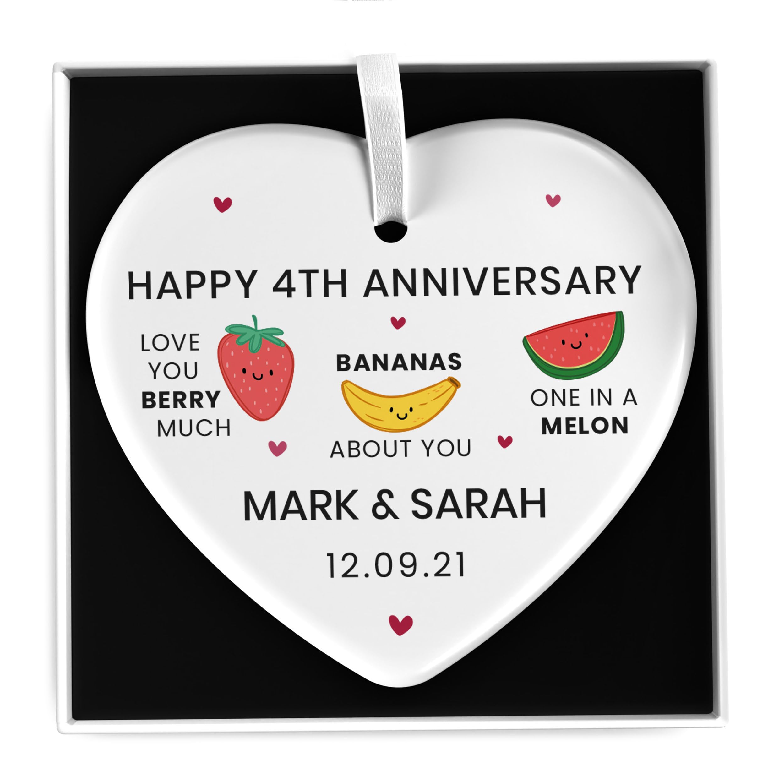 Beecreative Personalised 4th Fruit Wedding Anniversary Gifts - White Ceramic Ornament - 4 Years Together Gift For Couple - With Gift Box