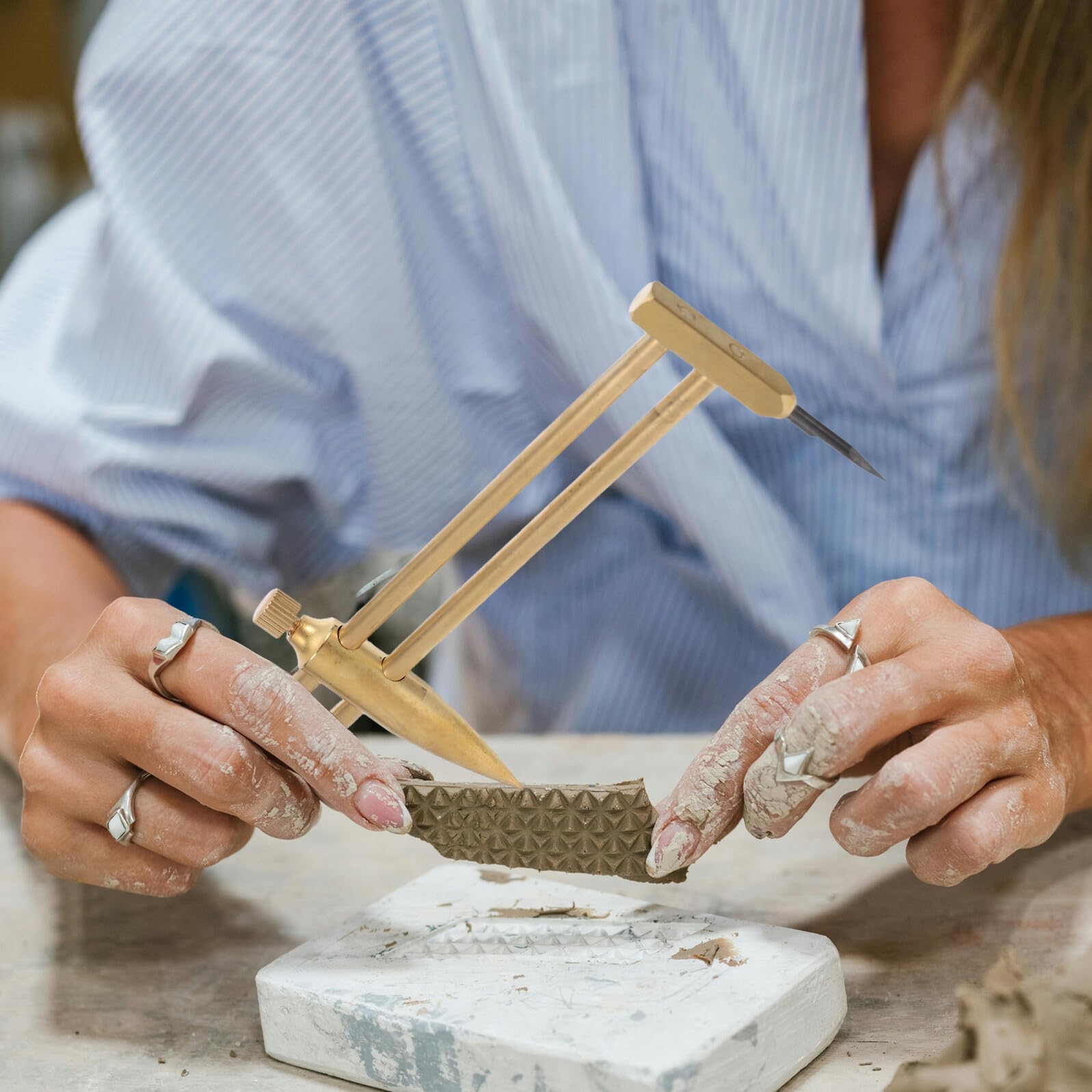 Messender Messschieber aus Messing für Keramikmodellierung Vielseitiger Drehzirkel und Kreisschneider für Skulpturarbeiten Ergonomisches Modellierwerkzeug für Präzises Formen und