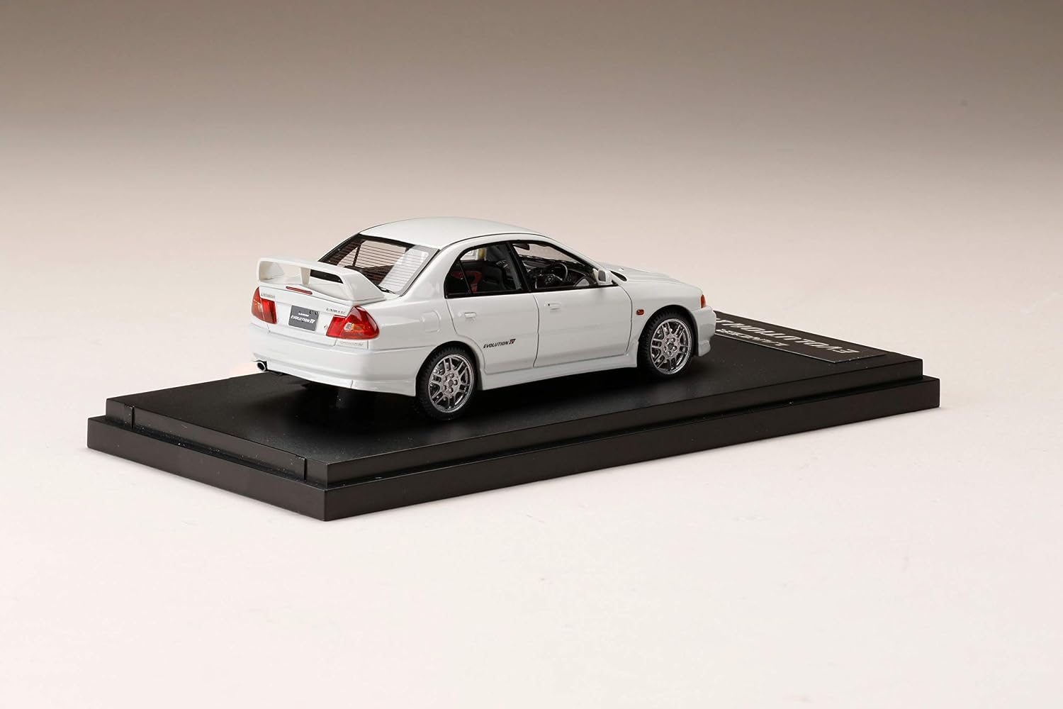 MARK43 1/43 Mitsubishi Lancer GSR Evolution IV (CN9A) Scortier White Finished Product