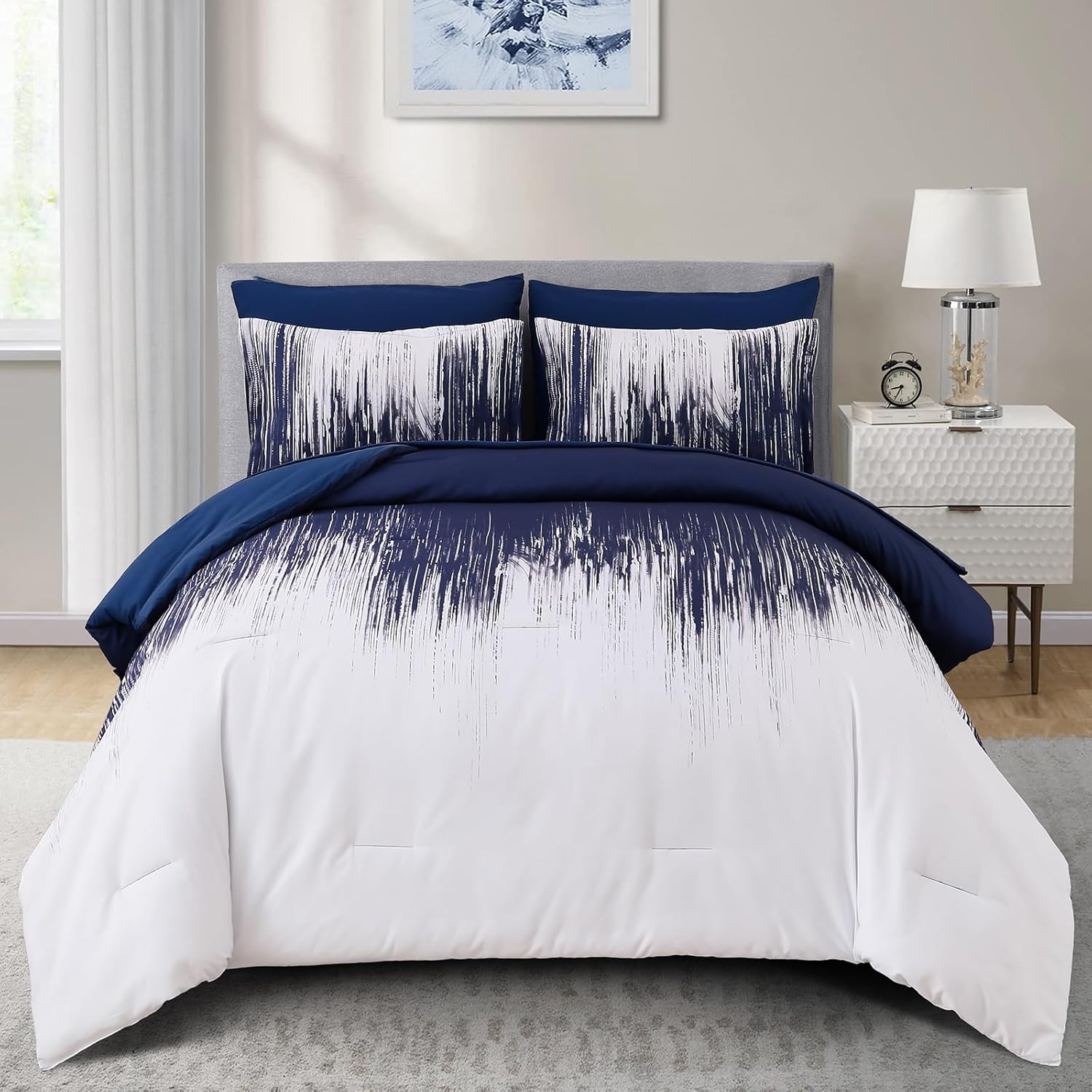 Amazon.com: Dinjoy Ombre Blue Comforter Set Queen Size Gradient Navy ...