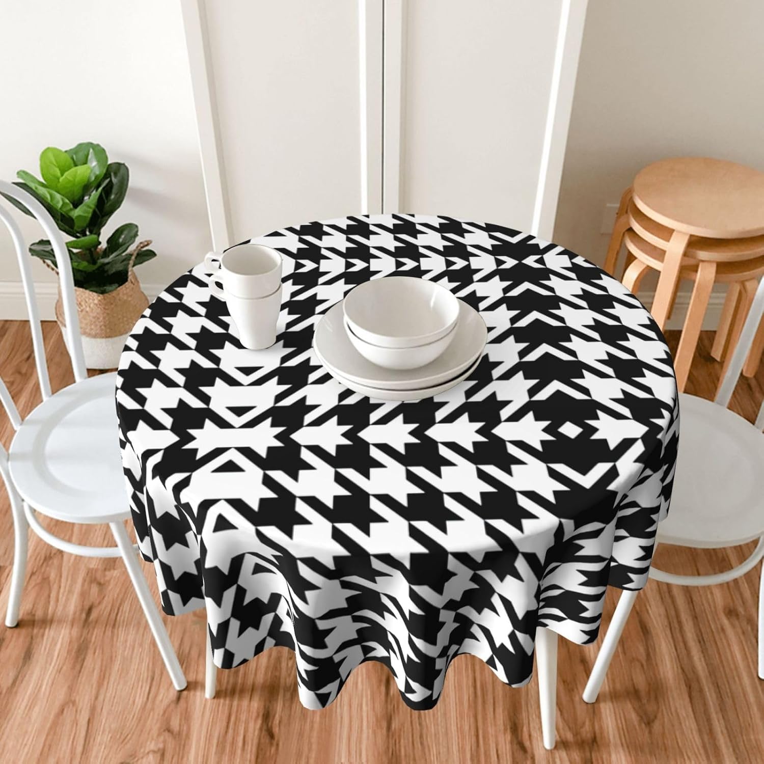 60 Inch Houndstooth Black Print Round Tablecloth,Decorative Table Cover for Weddings, Mothers Day, Outdoor BBQ