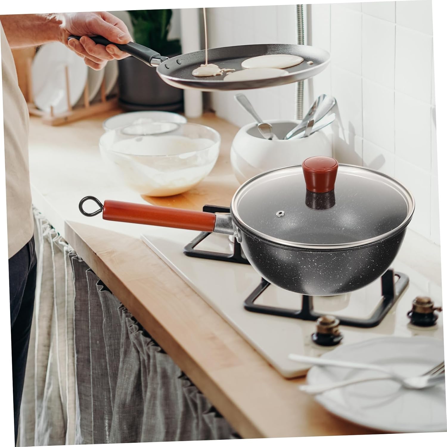KICHOUSE Wood Handle Nonstick Warming Pot with Lid Lightweight Kitchen Pot for Home Use Versatile Metal Design