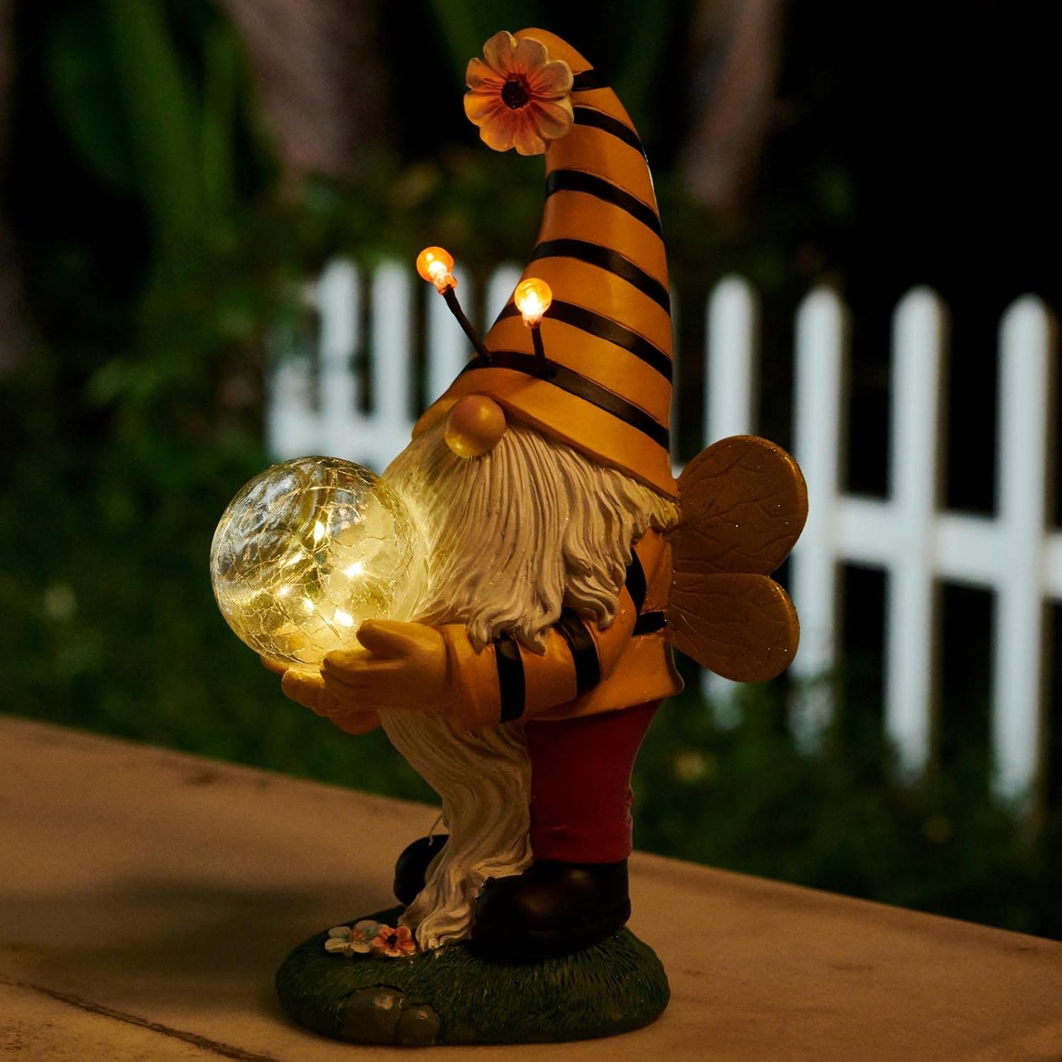 Garden Gnome Spring Yellow Decor - Bee Decor Ornament Summer Gnomes Outdoor Funny Solar Statue Waterproof Honey Bumble Bee Gnome as Patio Decorations