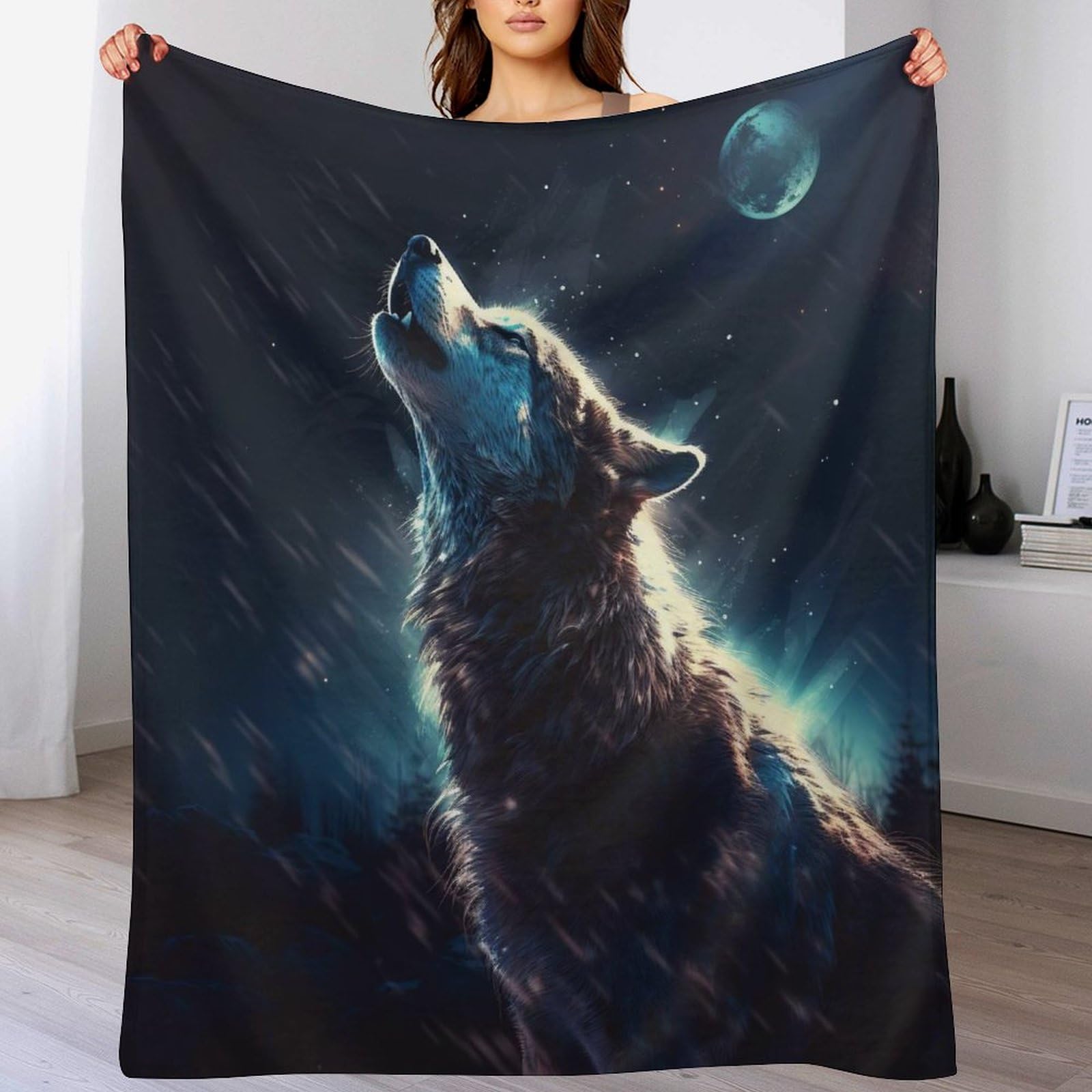 Couverture polaire loup pour des soirées cocooning confortables sur le canapé