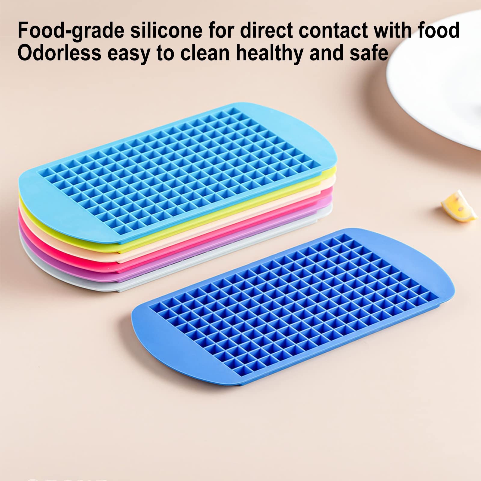Vassoio per cubetti di ghiaccio a forma di diamante con coperchio in silicone impilabile per cubetti di ghiaccio con coperchio in silicone