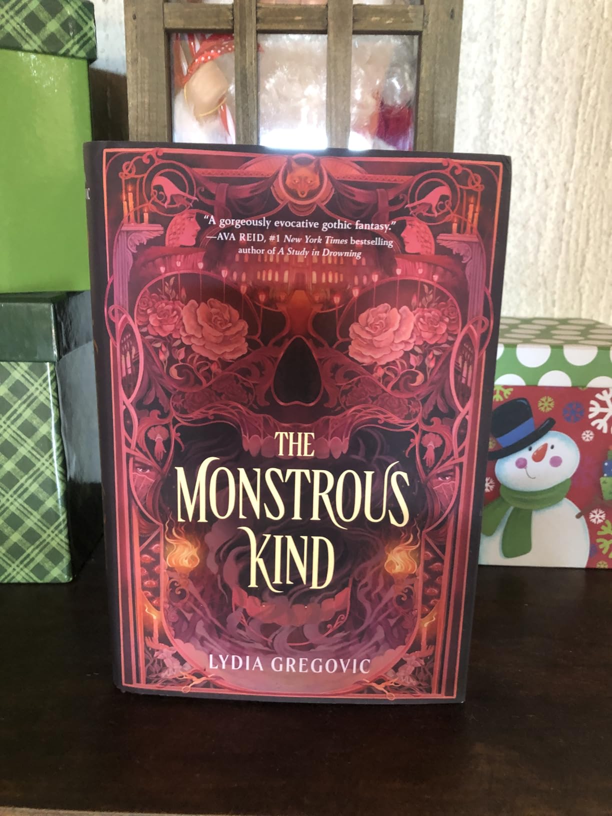 The Monstrous Kind : Gregovic, Lydia: Amazon.in: Books