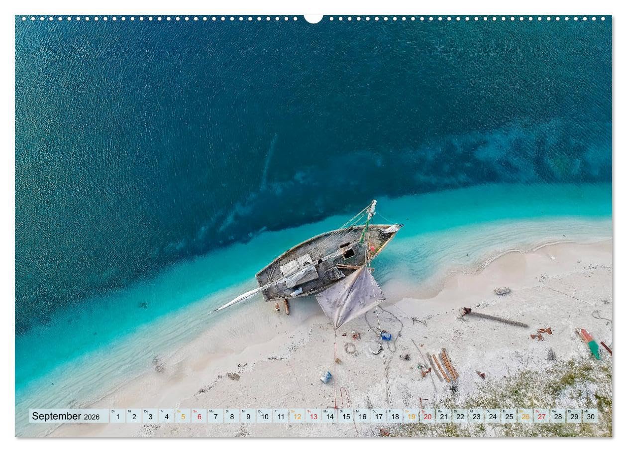 Strand im Blick der Drohne (hochwertiger Premium Wandkalender 2026 DIN A2 quer), Kunstdruck in Hochglanz: Wunderschöne Strände, Einladungen für den ... Bilder von oben. (CALVENDO Natur)