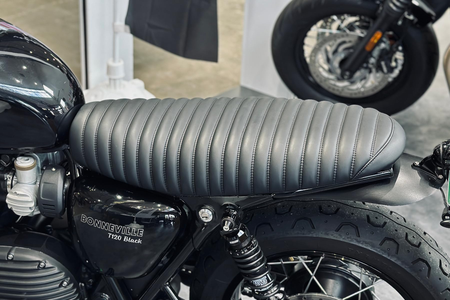 Amazon | モートーン(Motone) シート VIPER MK.II リブ ブラック T100 