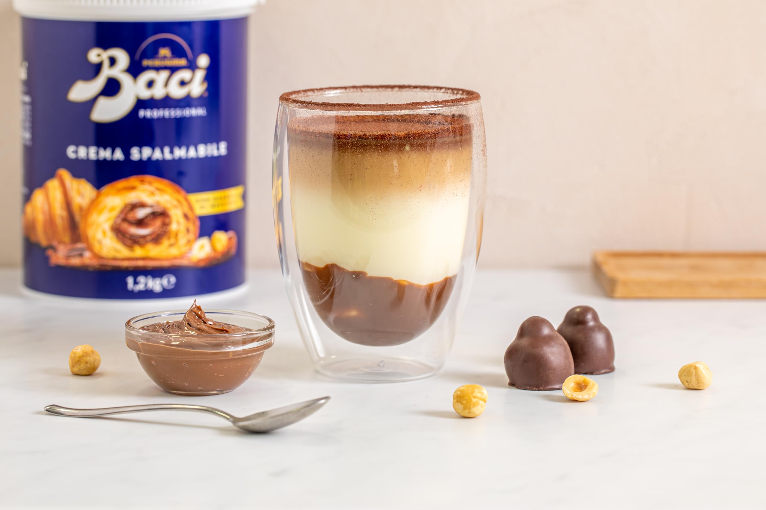 BACI PERUGINA PROFESSIONALE Crema Spalmabile con Nocciole e Cacao, Secchiello 1,2KG