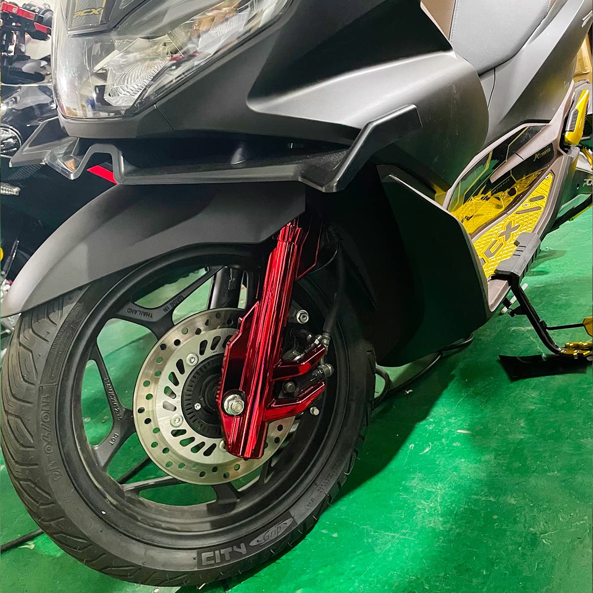 PCX125 JK05／KF47 外装パーツ5点 PCX125 JK05／KF47 外装パーツ5点 pcx125 jk05 パーツ（バイク 外装